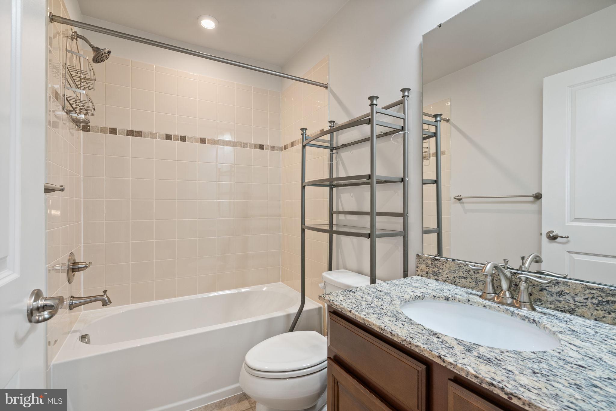 POTOMAC SHORES - Residential