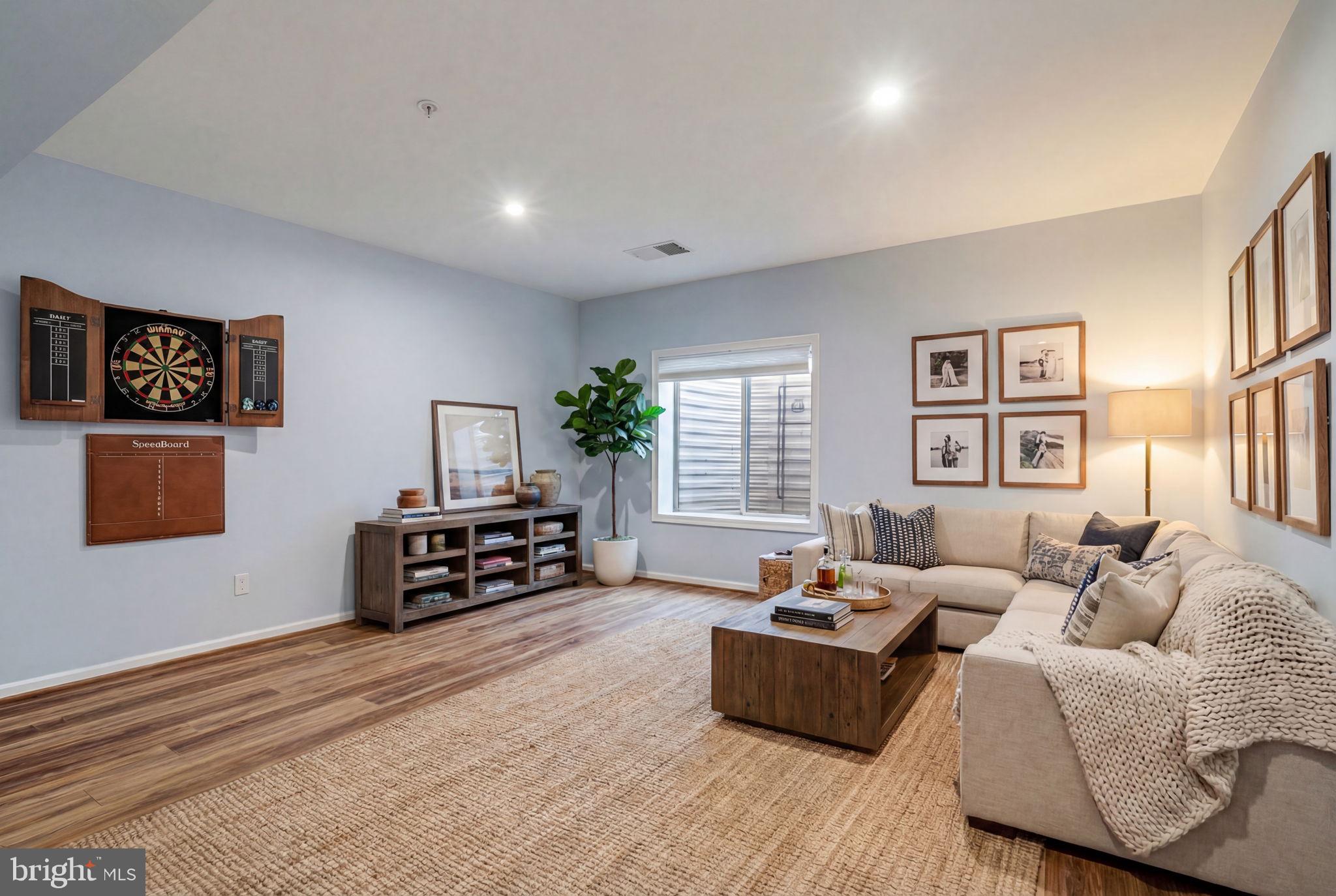 POTOMAC SHORES - Residential