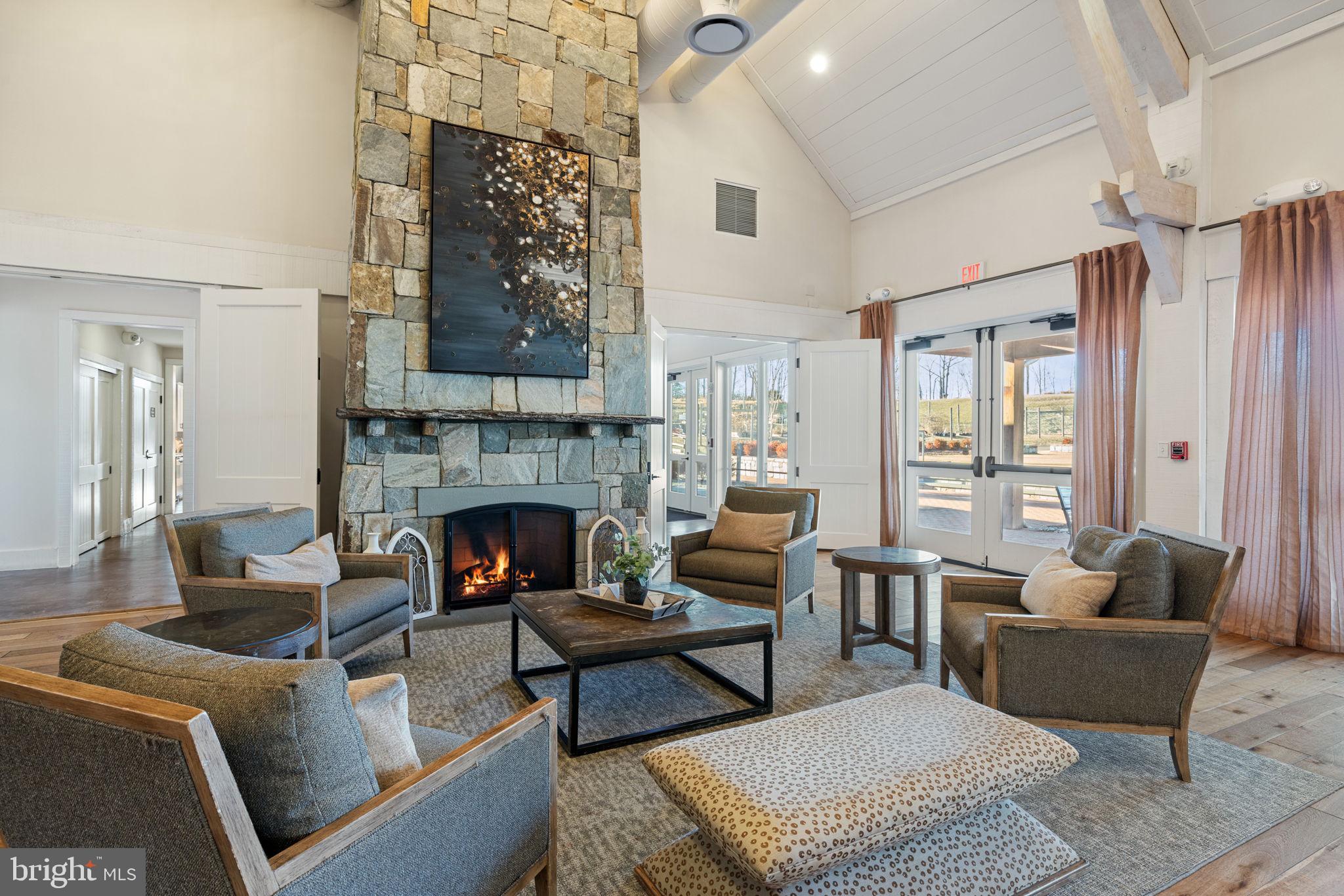 POTOMAC SHORES - Residential