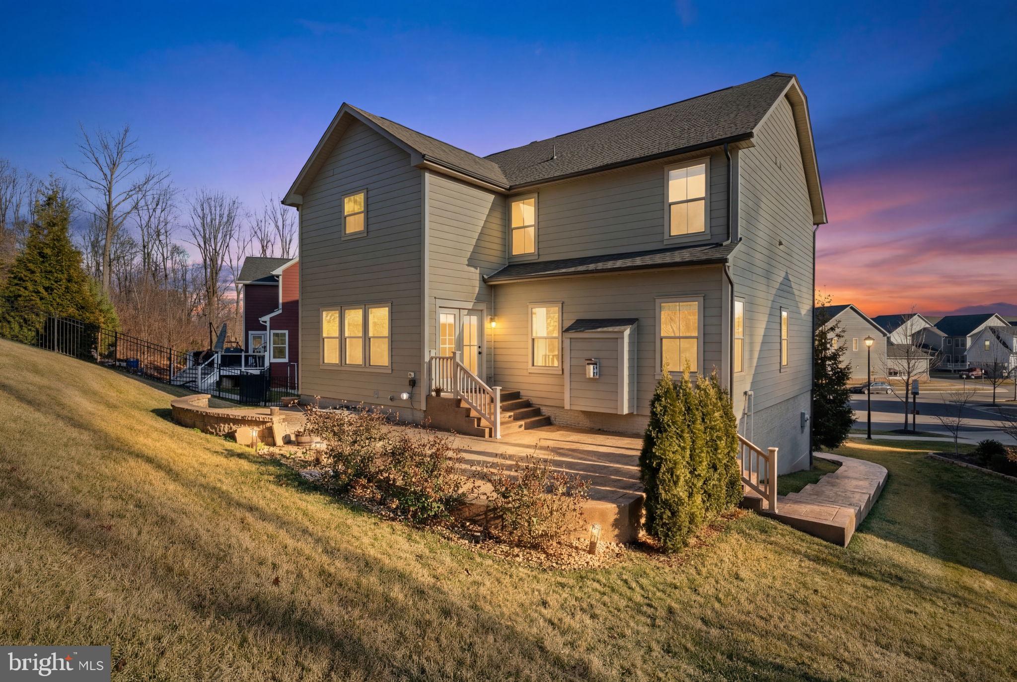 POTOMAC SHORES - Residential