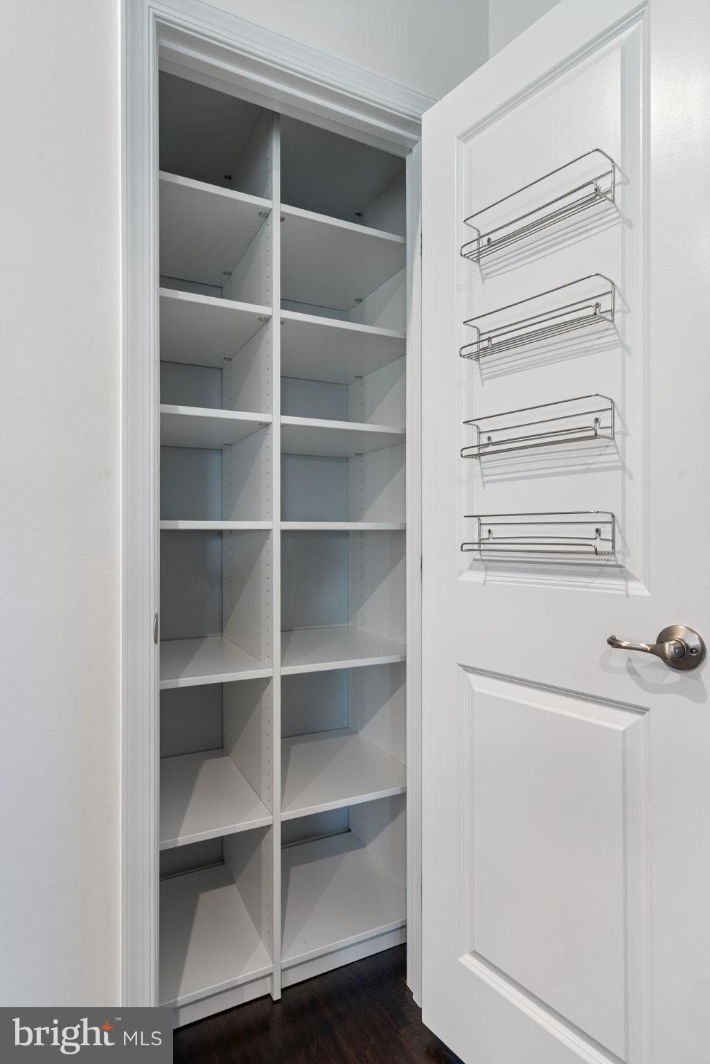 POTOMAC SHORES - Residential