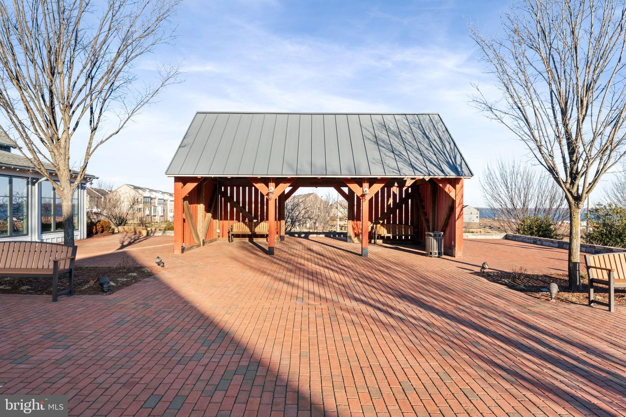 POTOMAC SHORES - Residential