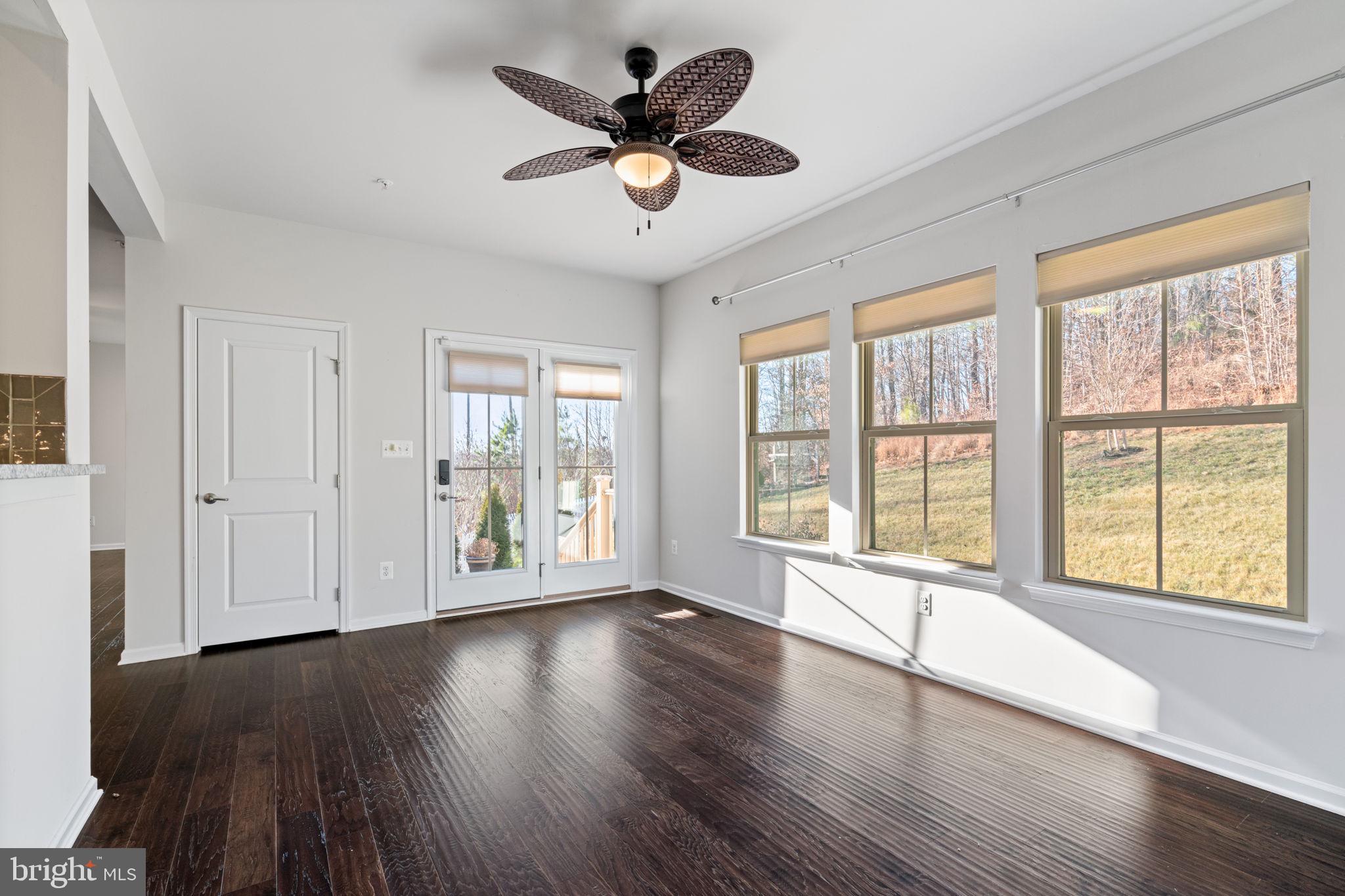 POTOMAC SHORES - Residential