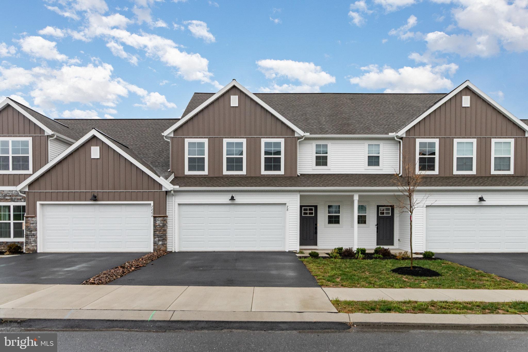 THE TOWNES AT BRIAR CREEK - Residential Lease