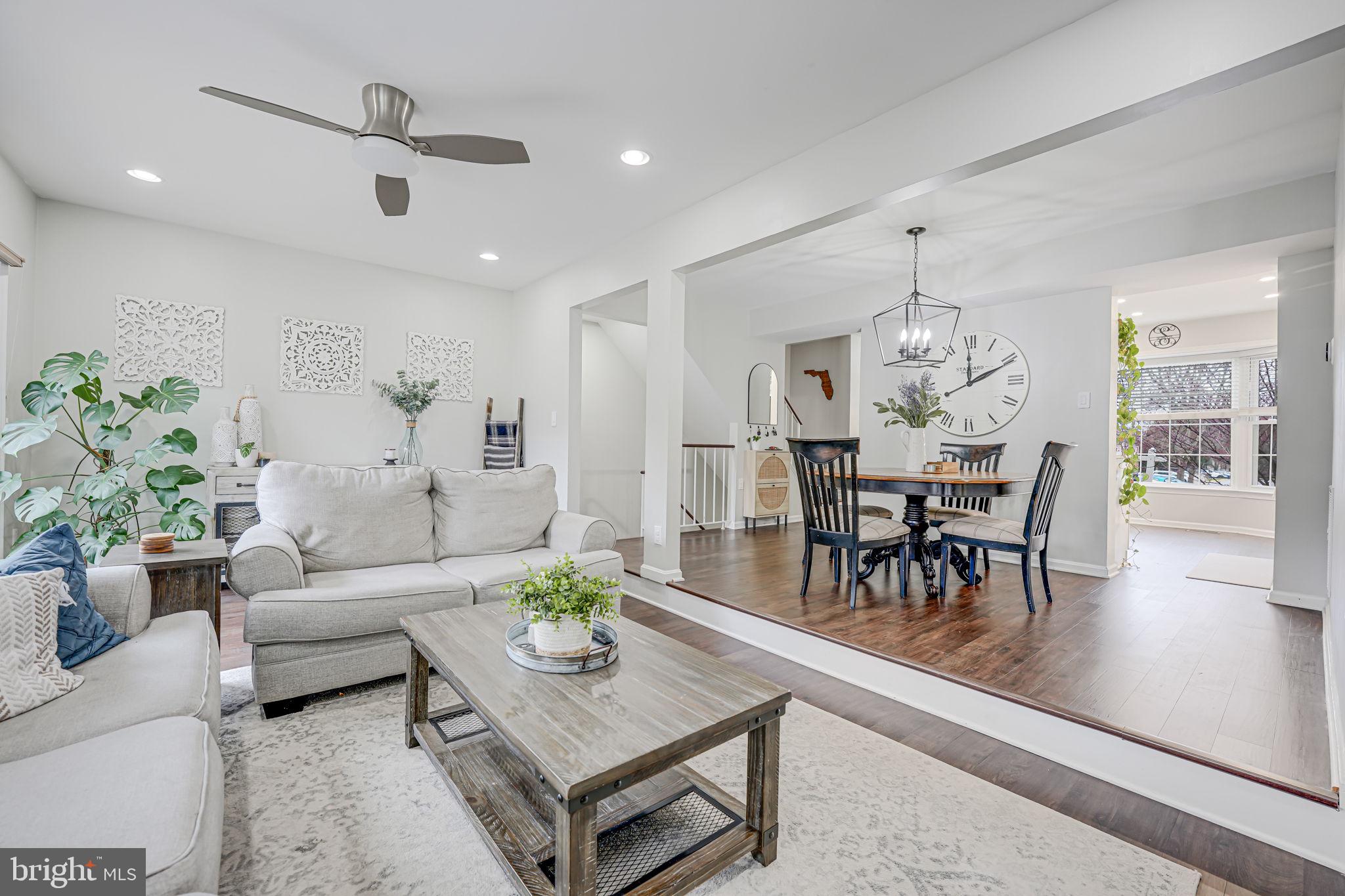 COLONY PARK - Residential