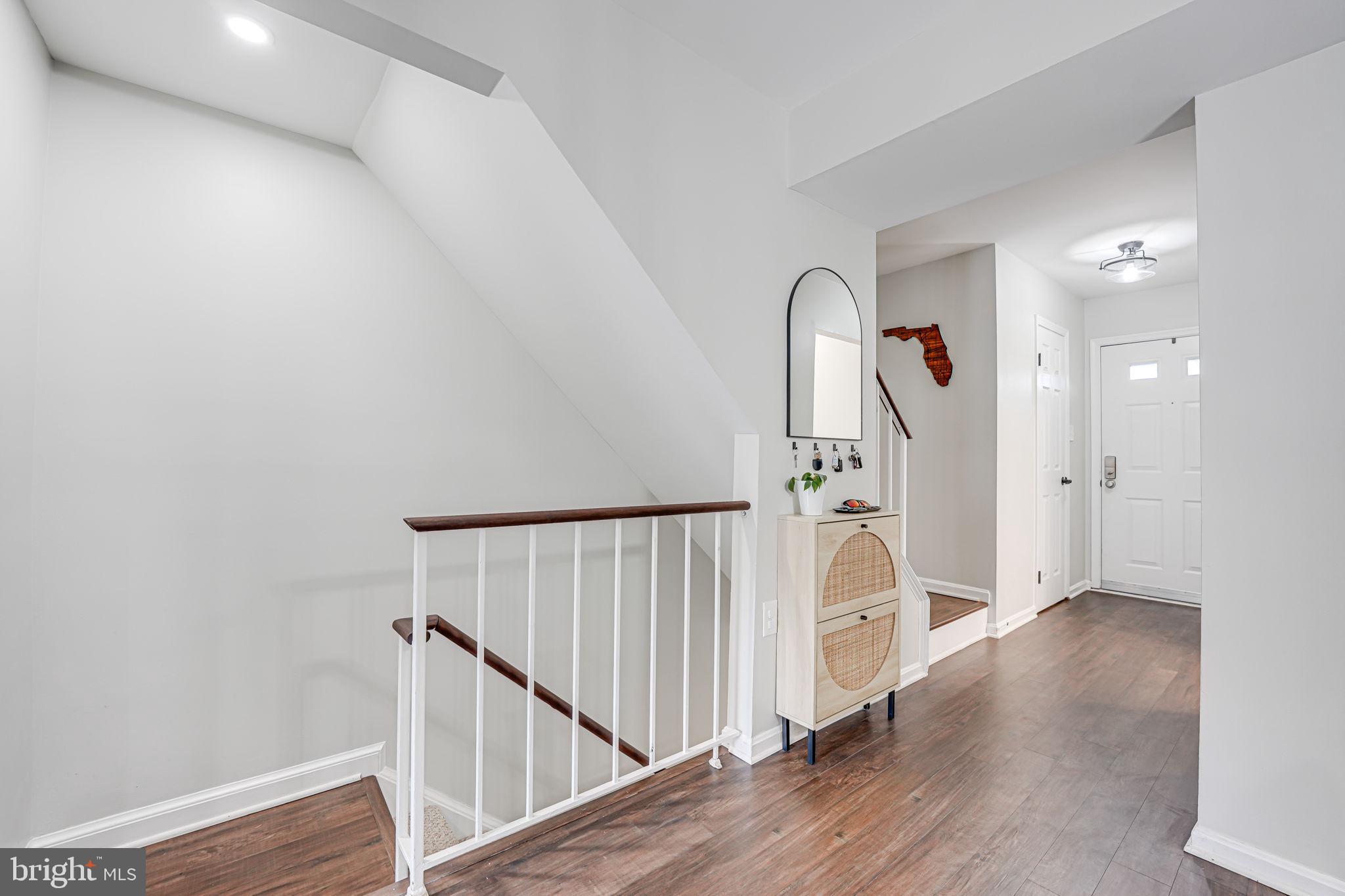 COLONY PARK - Residential