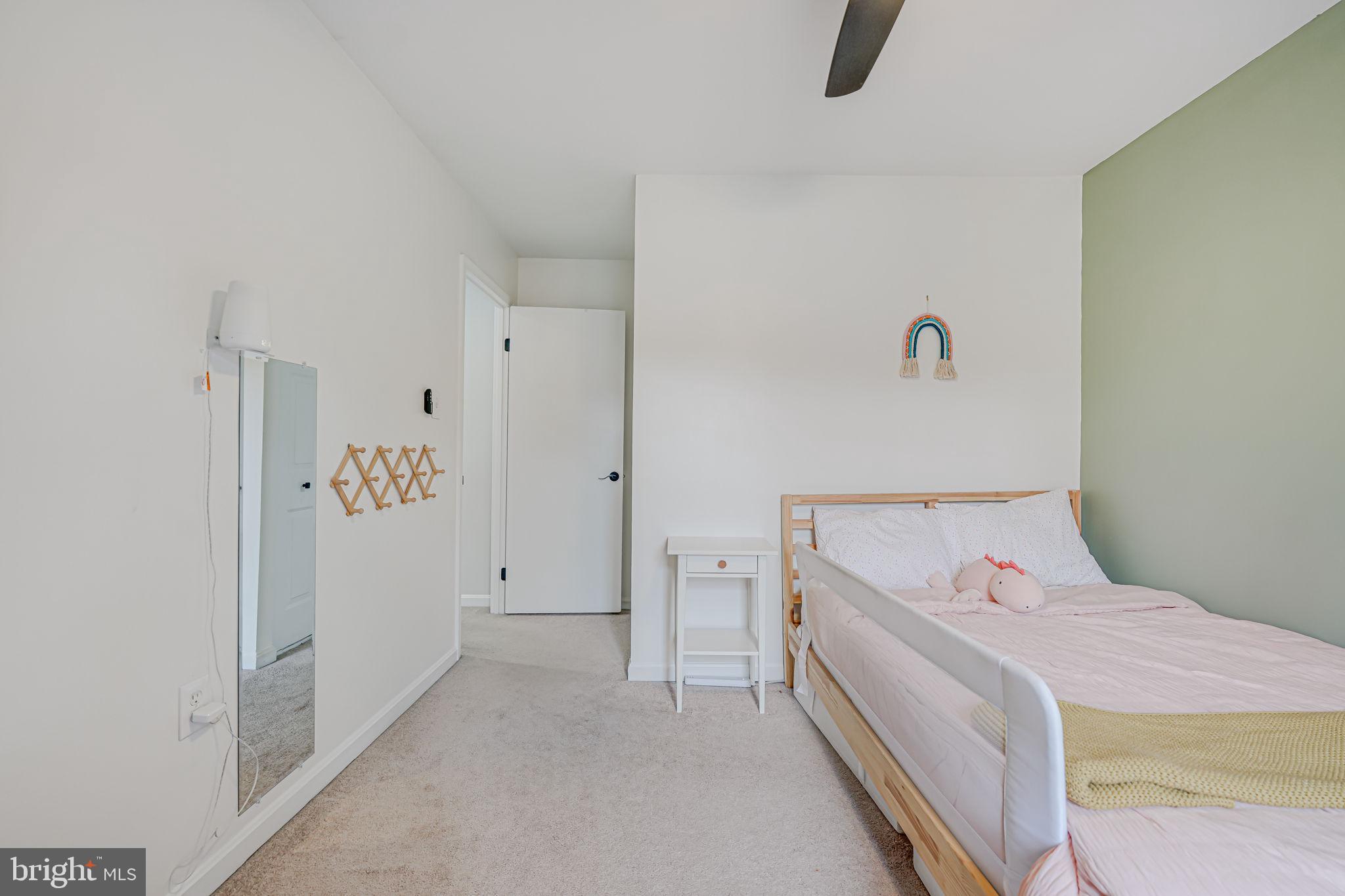 COLONY PARK - Residential