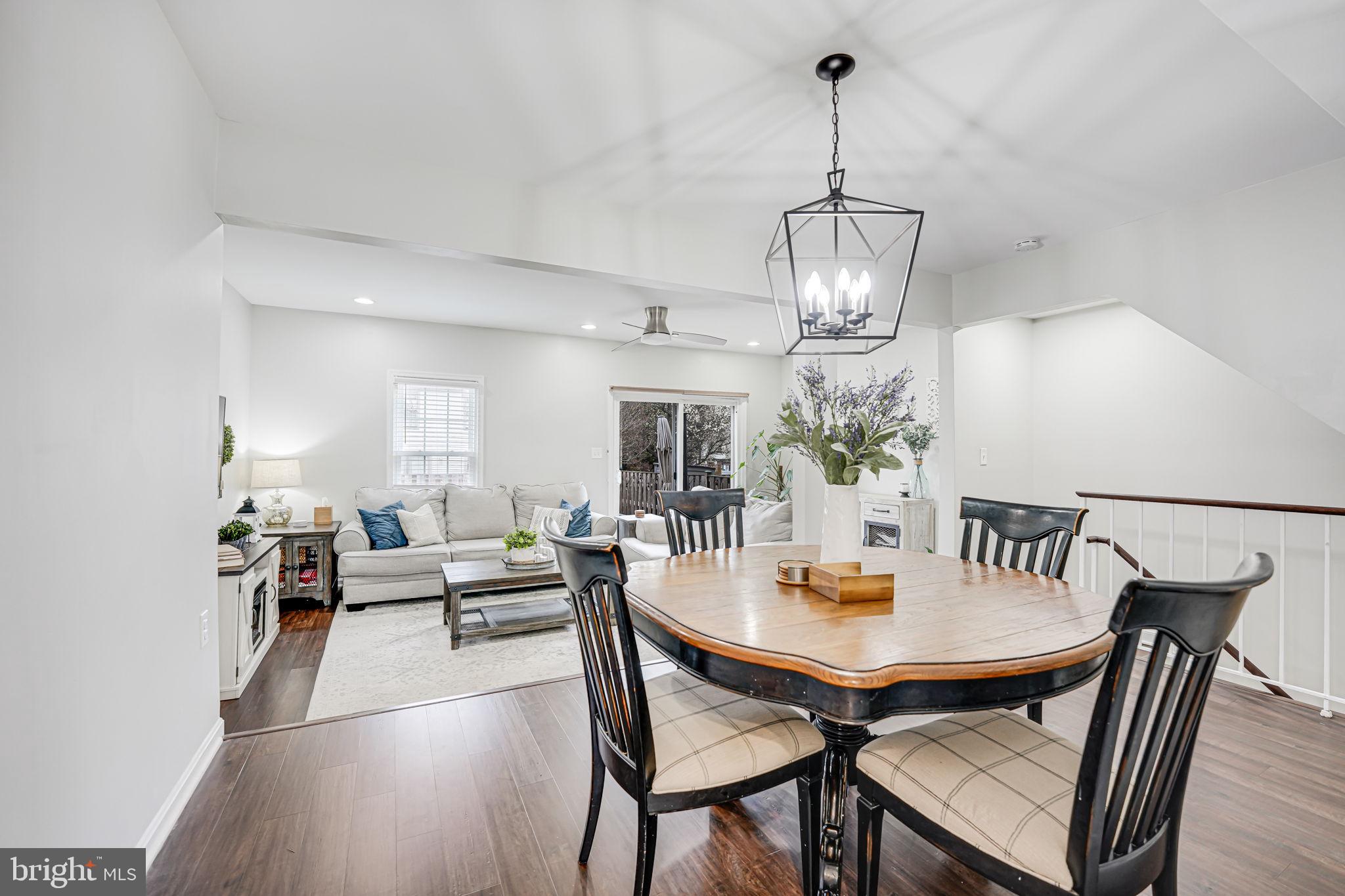 COLONY PARK - Residential