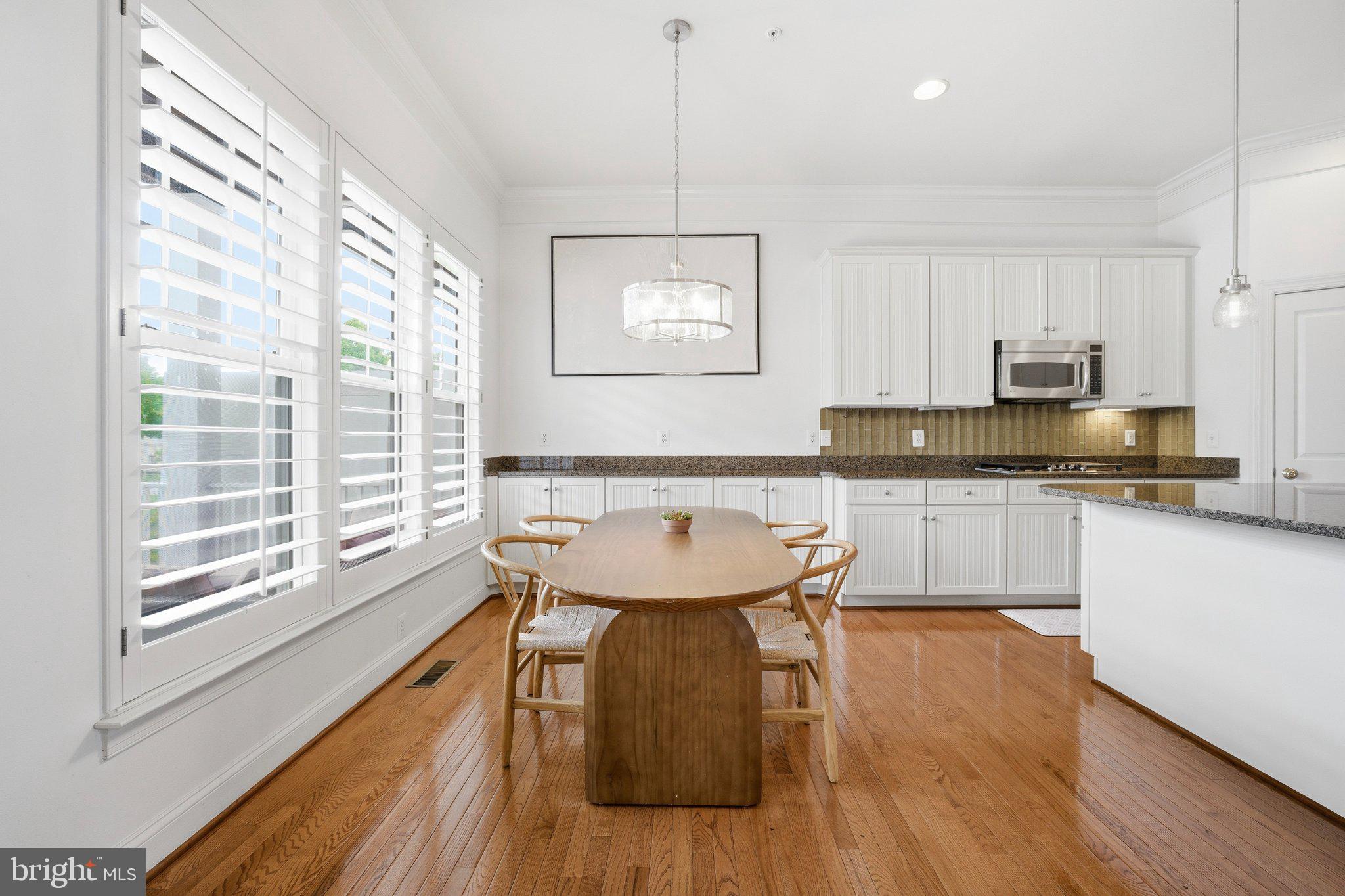 STONE LAKE - Residential