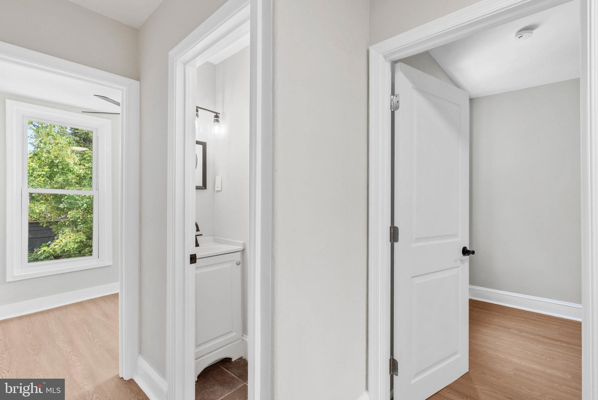 GERMANTOWN - Residential