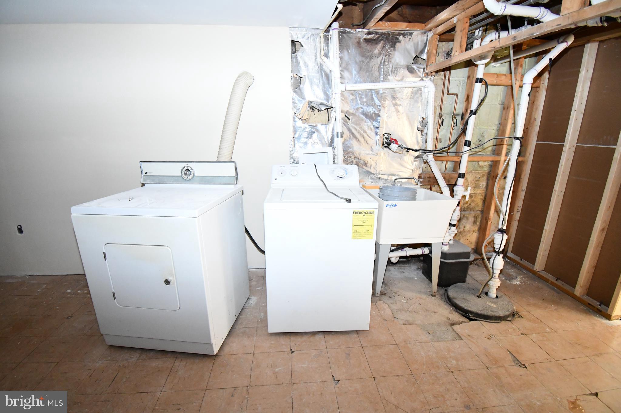 MARLOW - Residential Lease