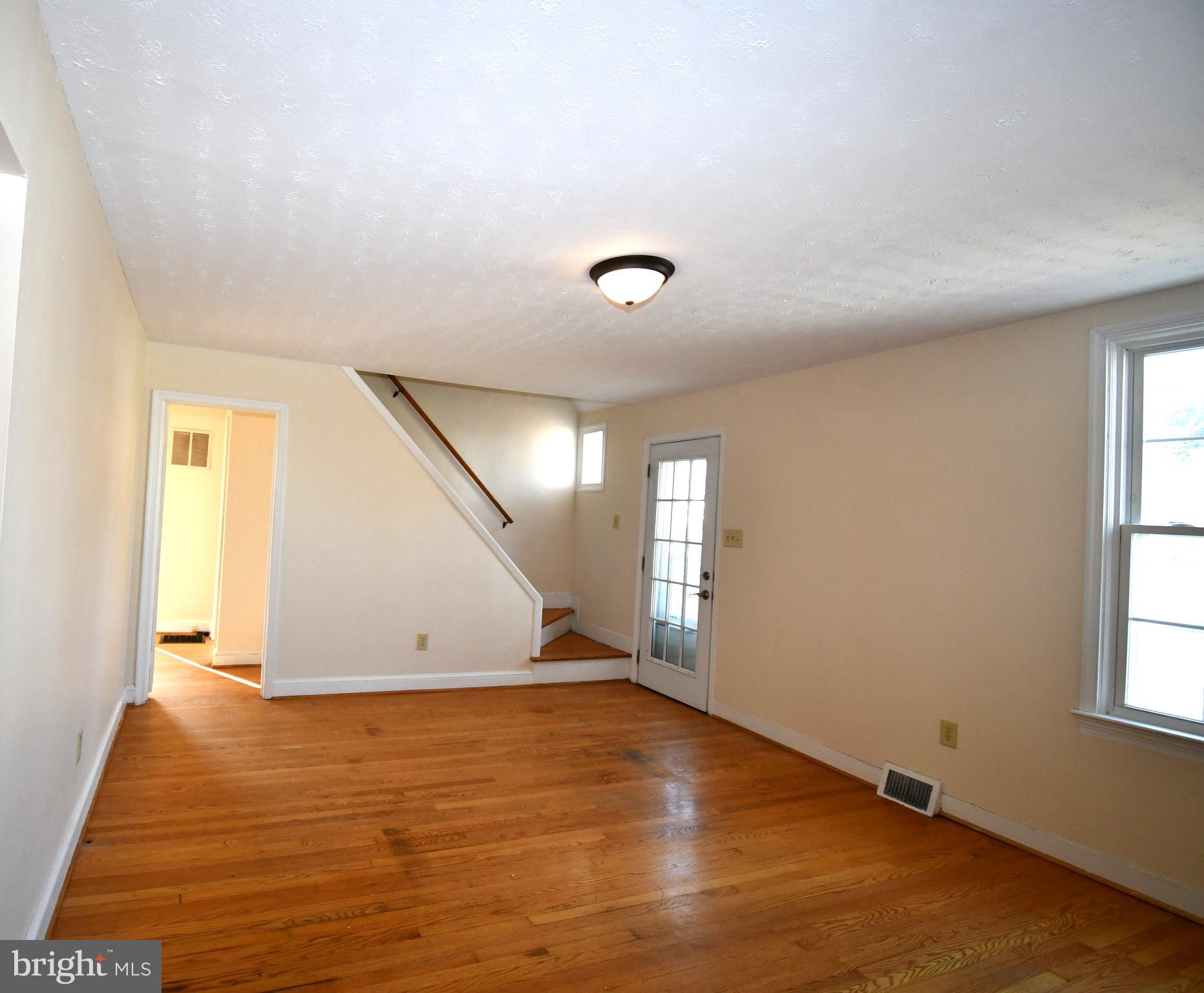 MARLOW - Residential Lease