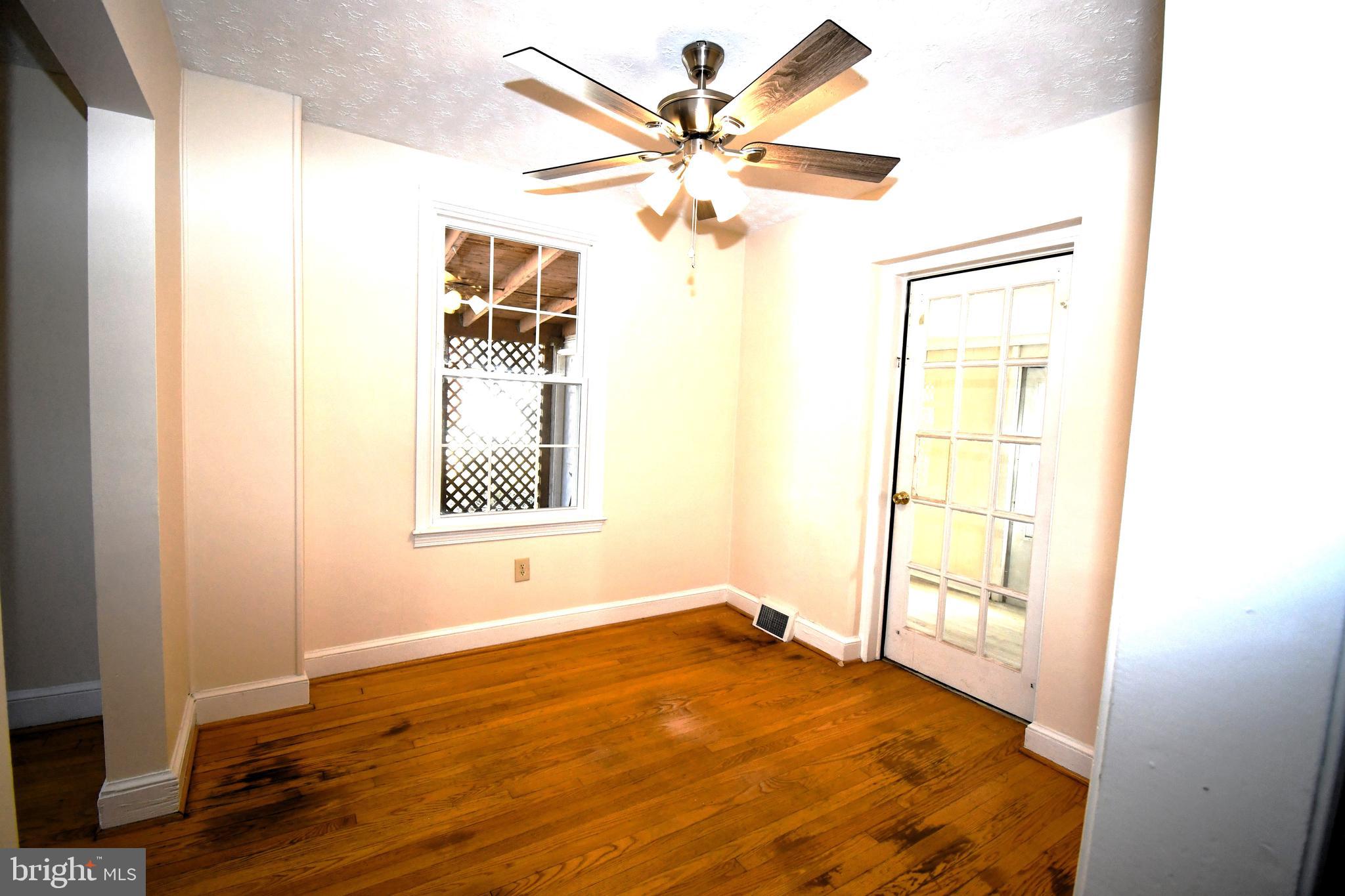 MARLOW - Residential Lease