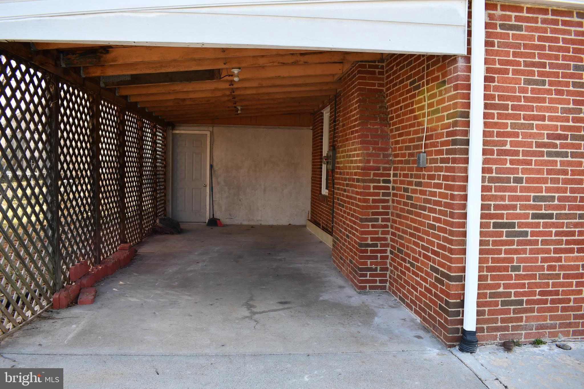 MARLOW - Residential Lease