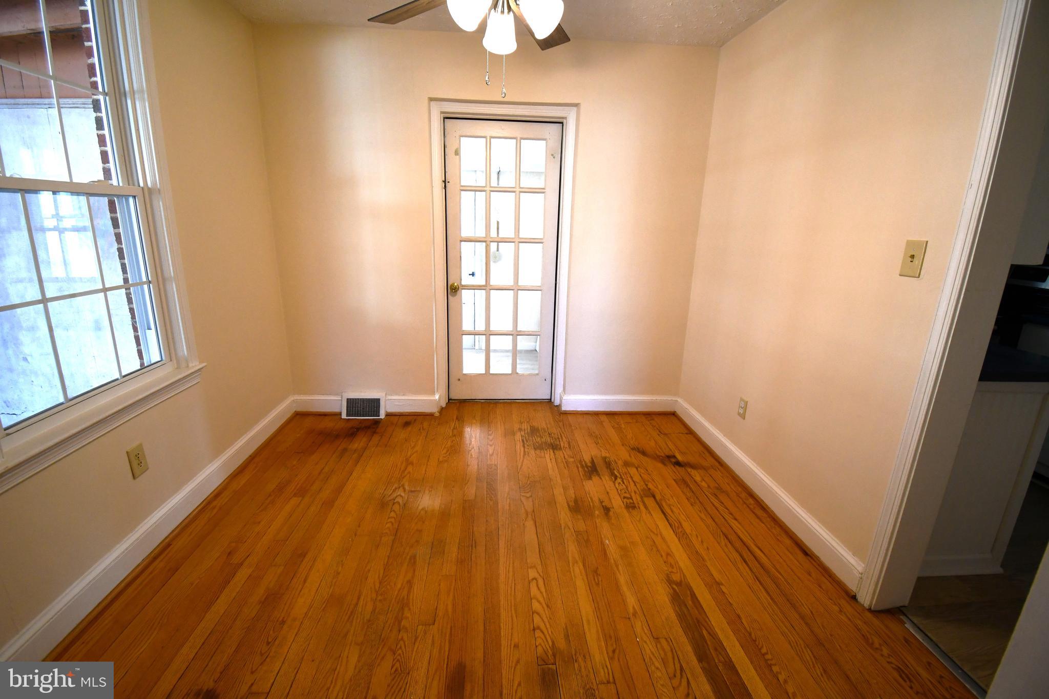 MARLOW - Residential Lease