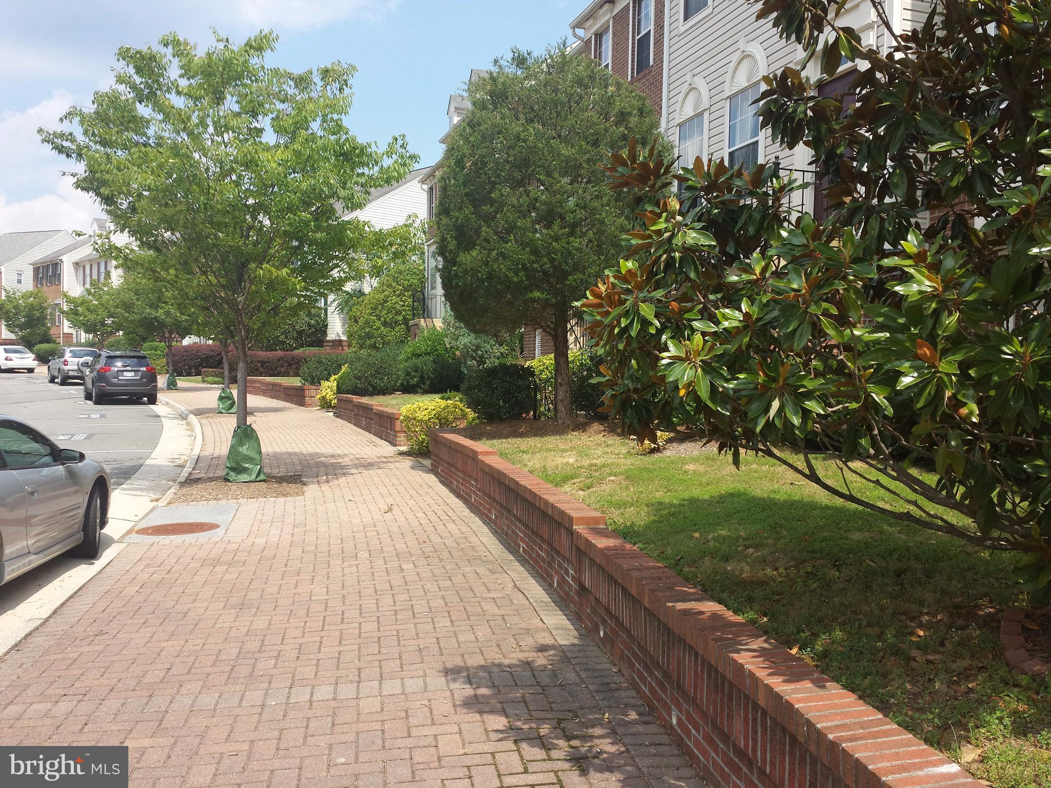 UNIVERISTY CENTER - Residential Lease