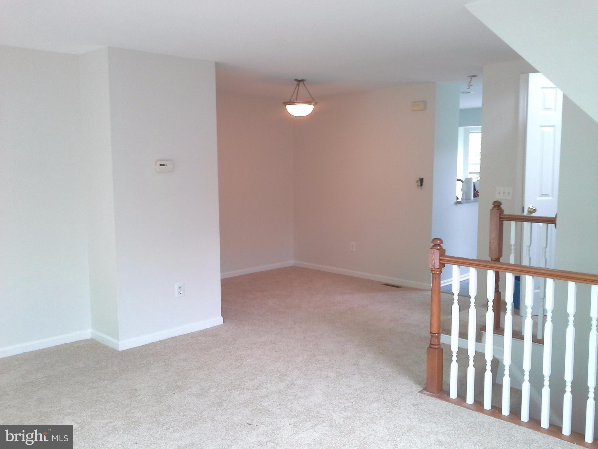 UNIVERISTY CENTER - Residential Lease