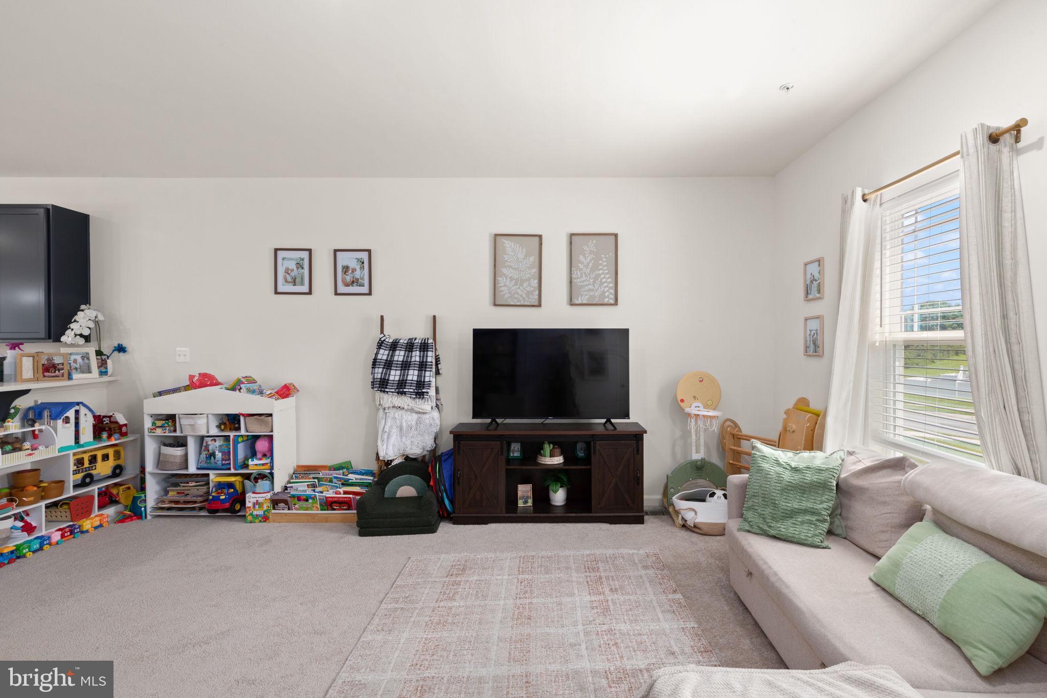 377 HACKLEY DRIVE