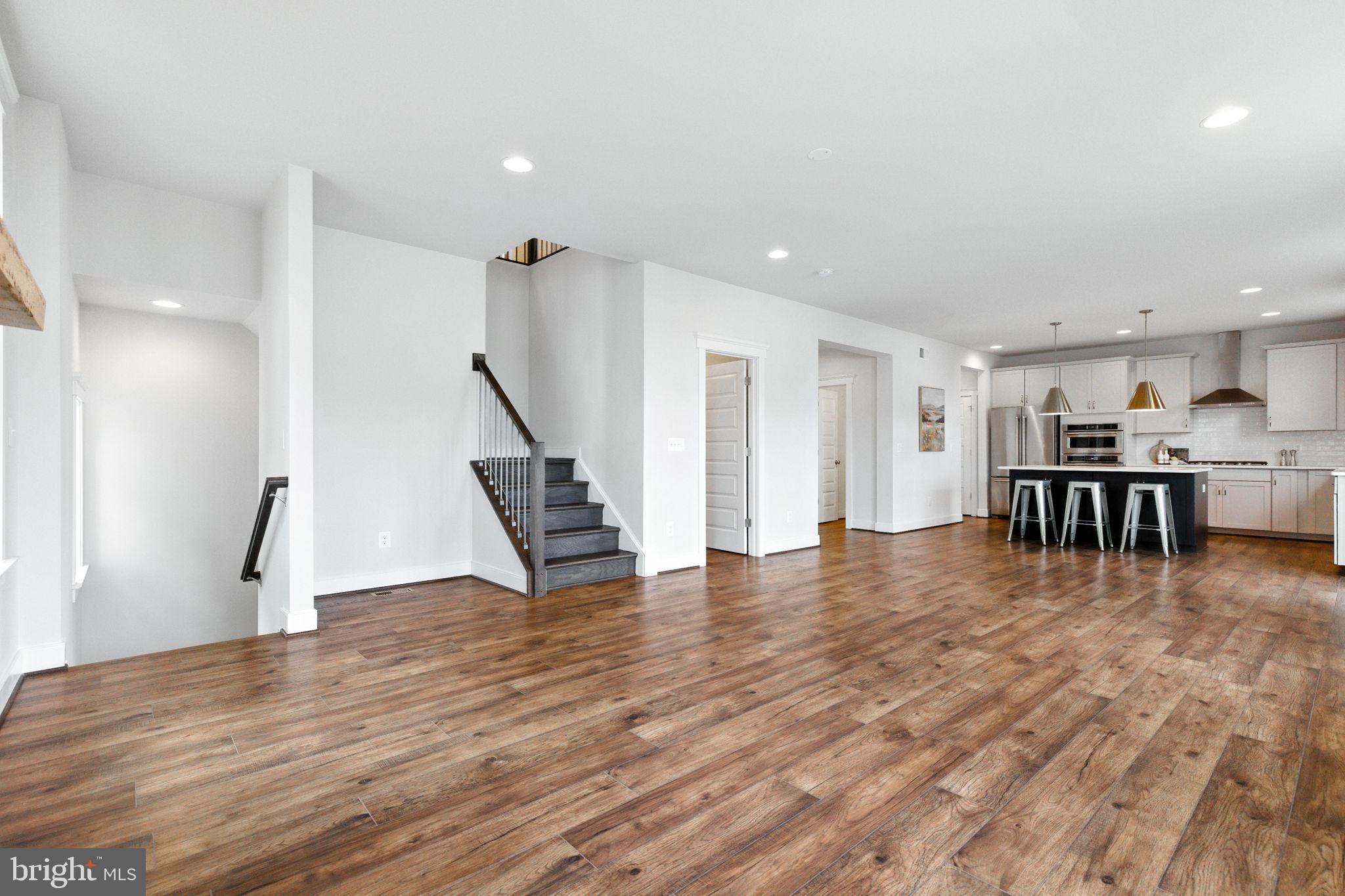 THE BLUFFS AT SLEETER LAKE - Residential