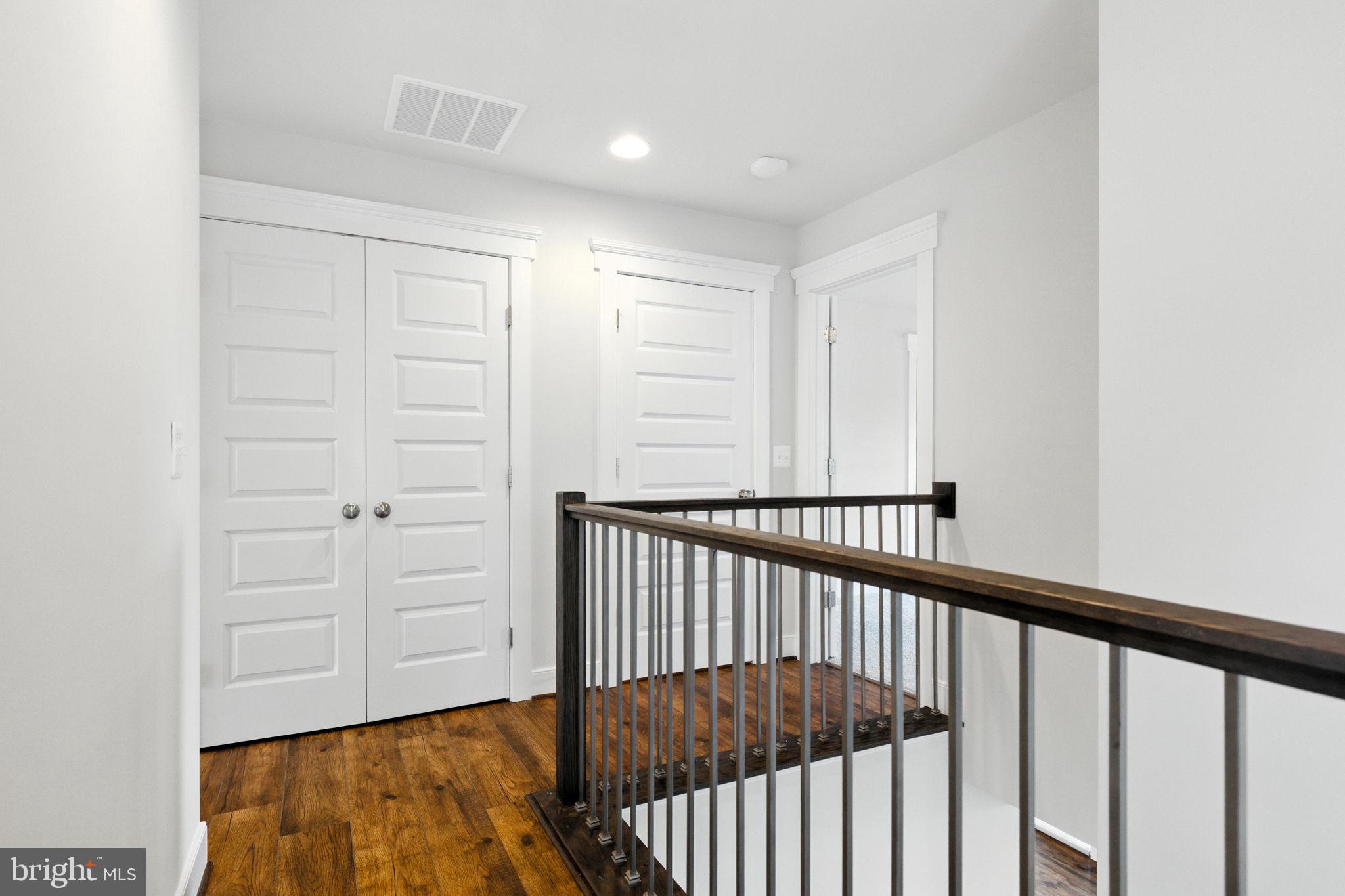 THE BLUFFS AT SLEETER LAKE - Residential