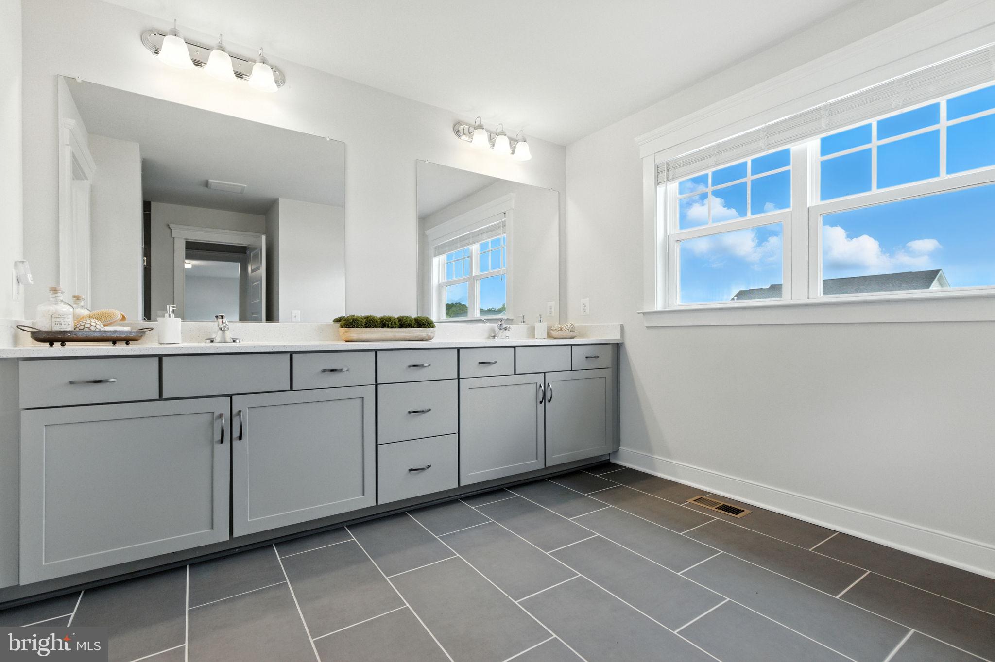 THE BLUFFS AT SLEETER LAKE - Residential