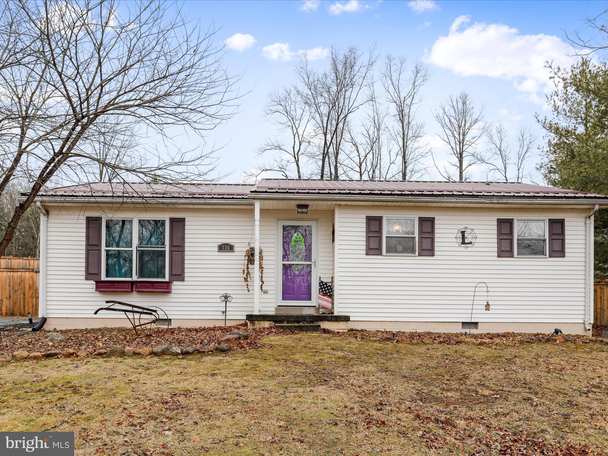 WARDEN ACRES - Residential