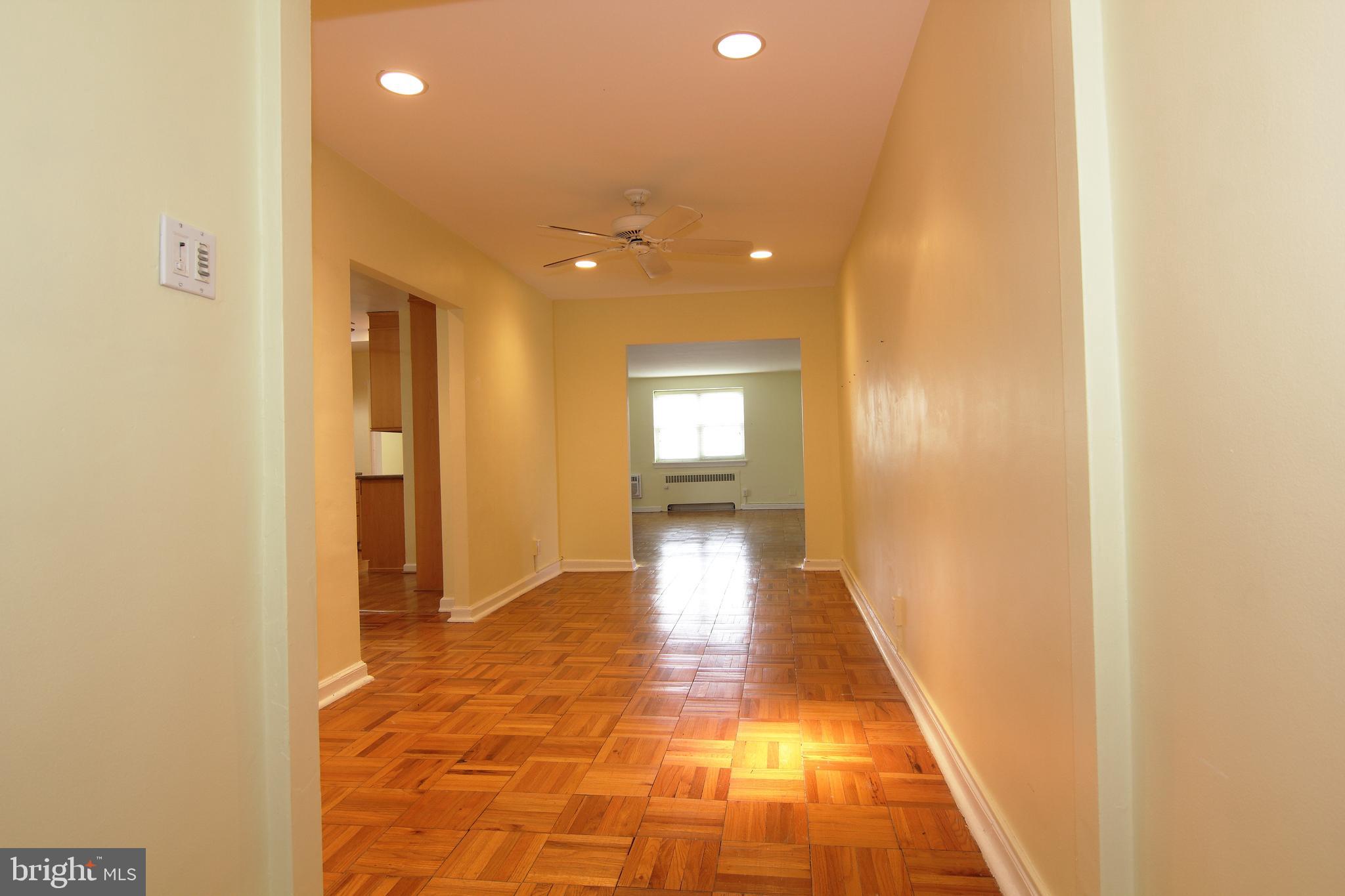 WYNNEWOOD PLAZA - Residential Lease