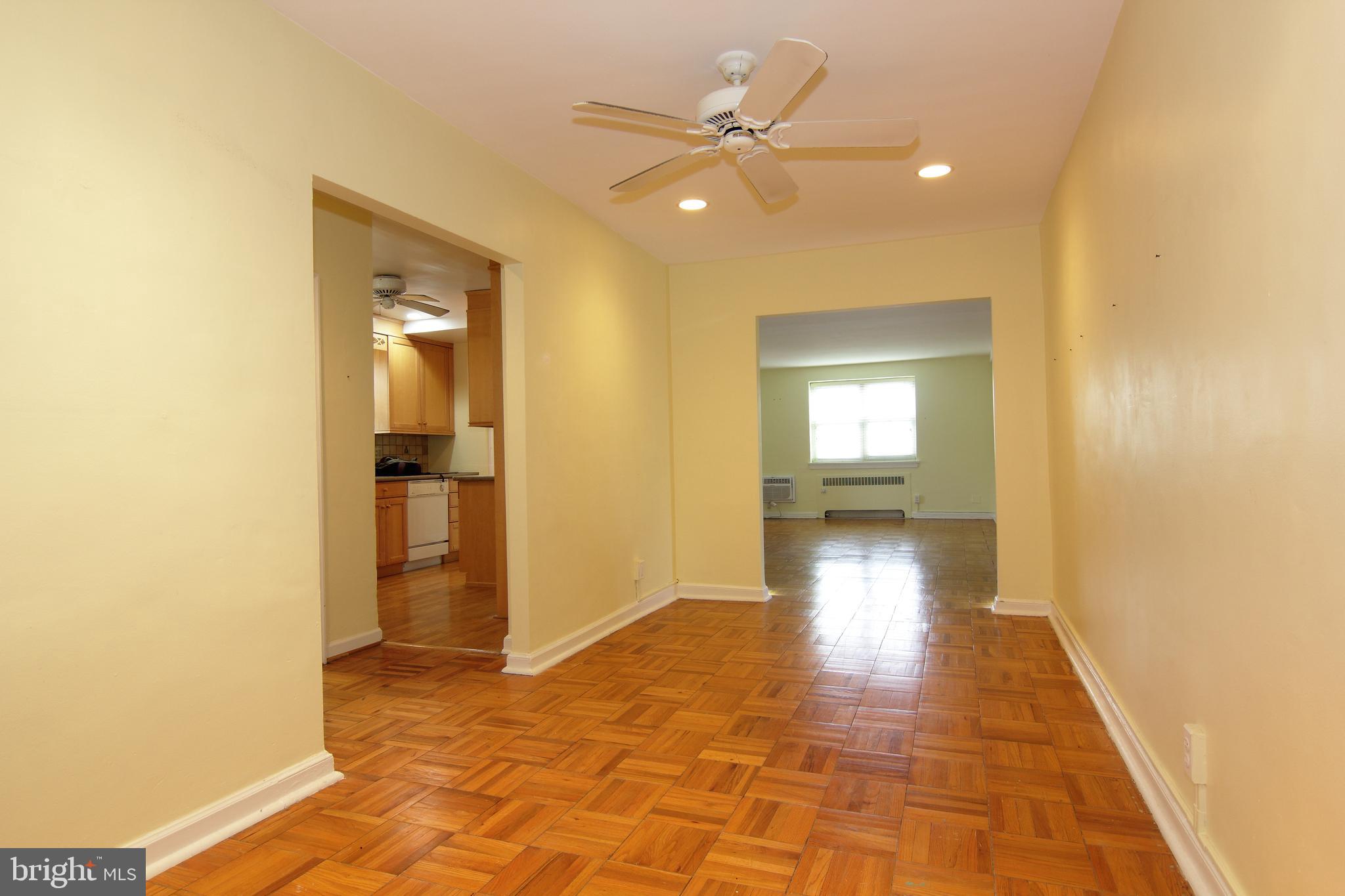 WYNNEWOOD PLAZA - Residential Lease