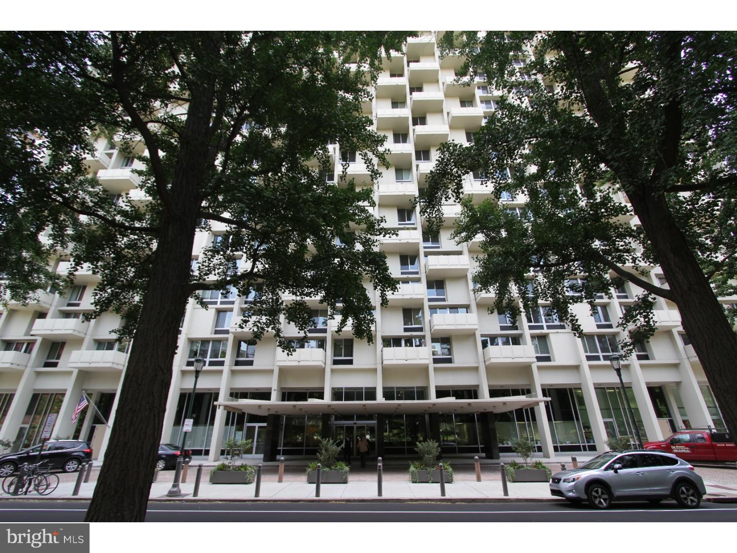 WASHINGTON SQ - Residential