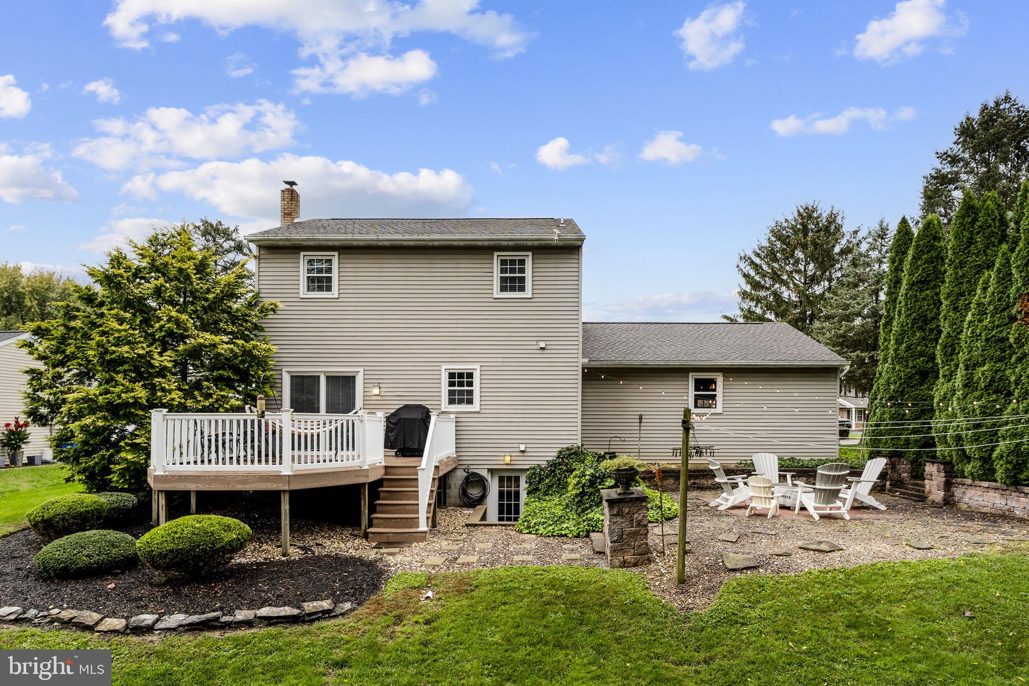 WEST EARL TWP - Residential