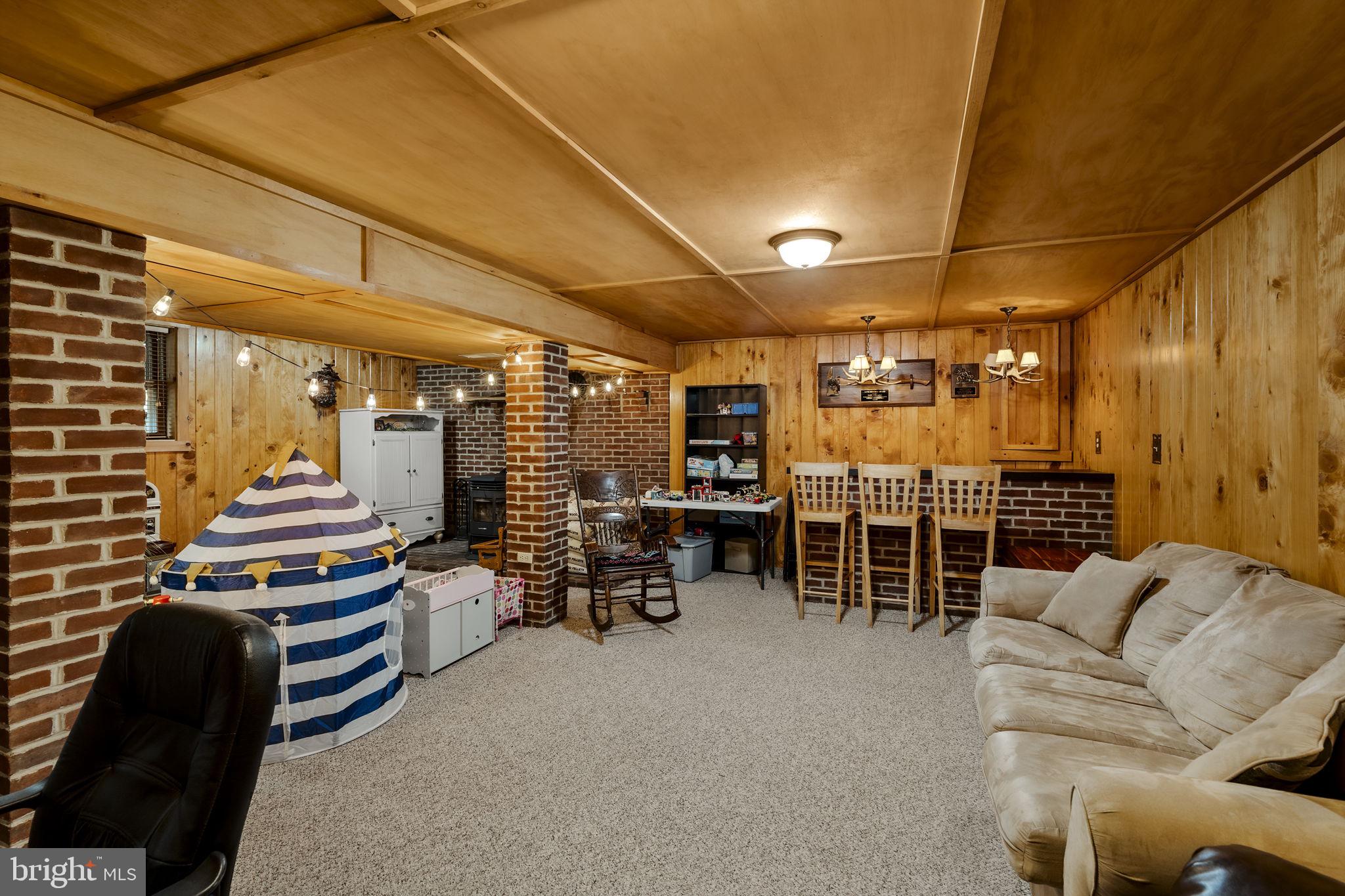 WEST EARL TWP - Residential