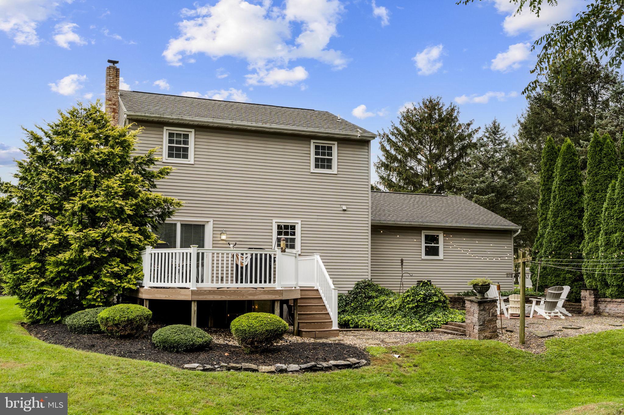 WEST EARL TWP - Residential