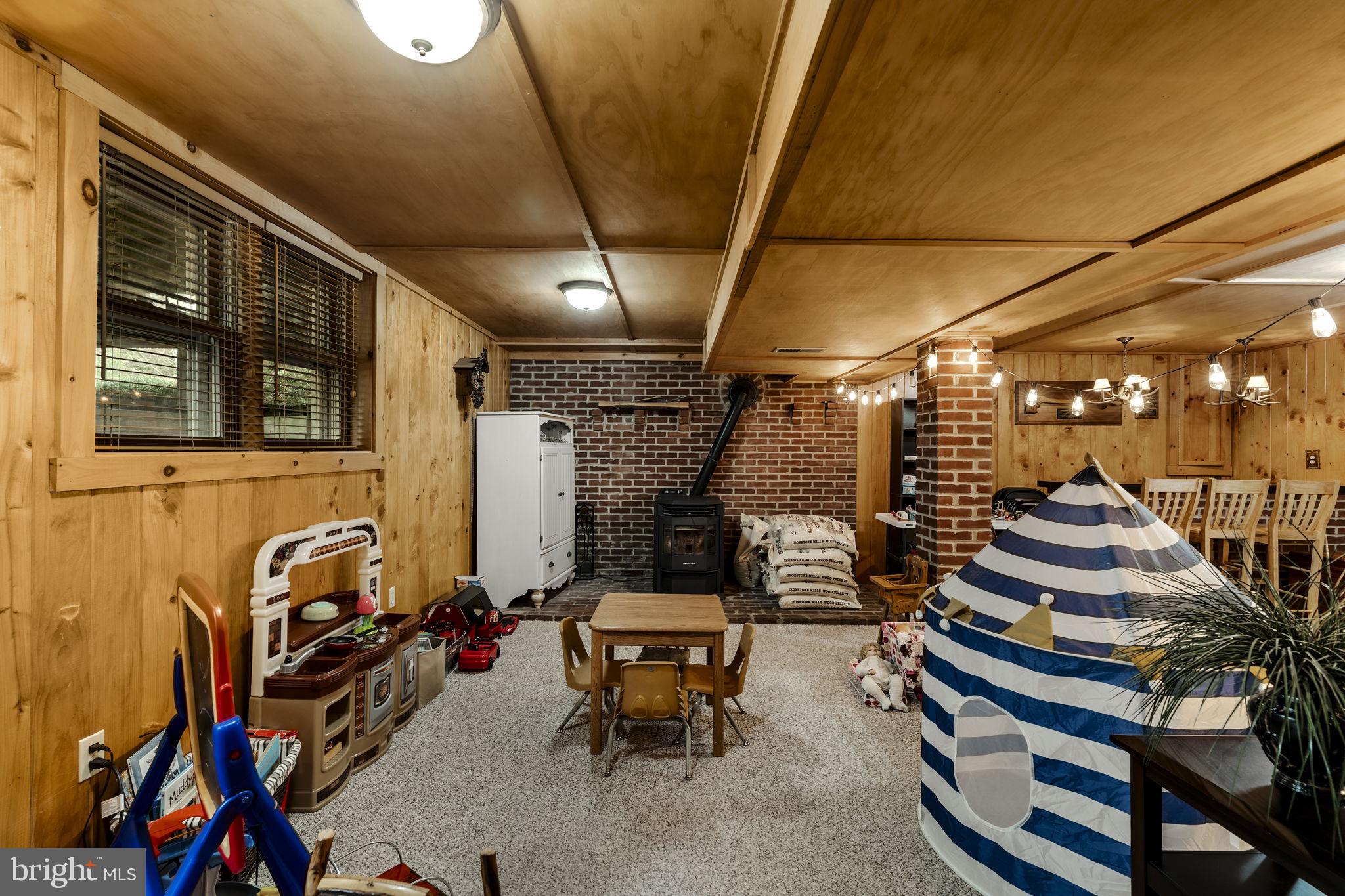 WEST EARL TWP - Residential