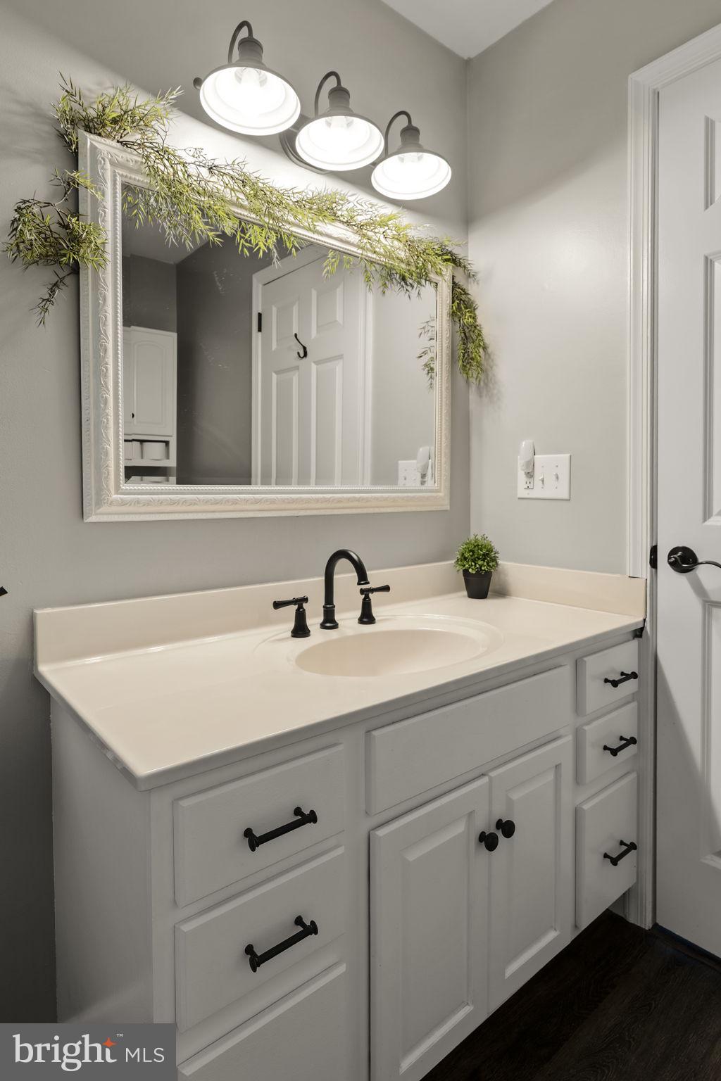 WEST EARL TWP - Residential