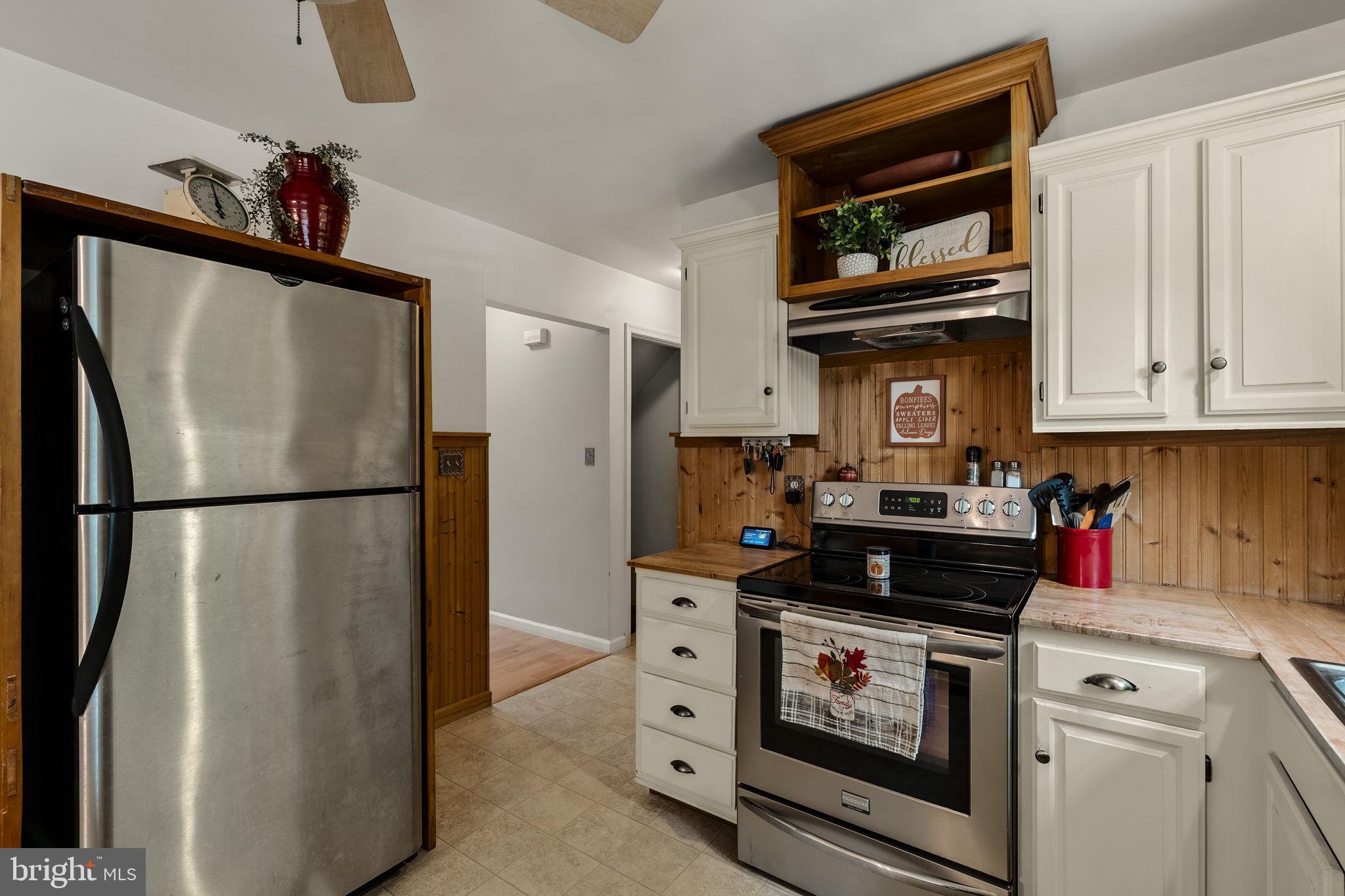 WEST EARL TWP - Residential