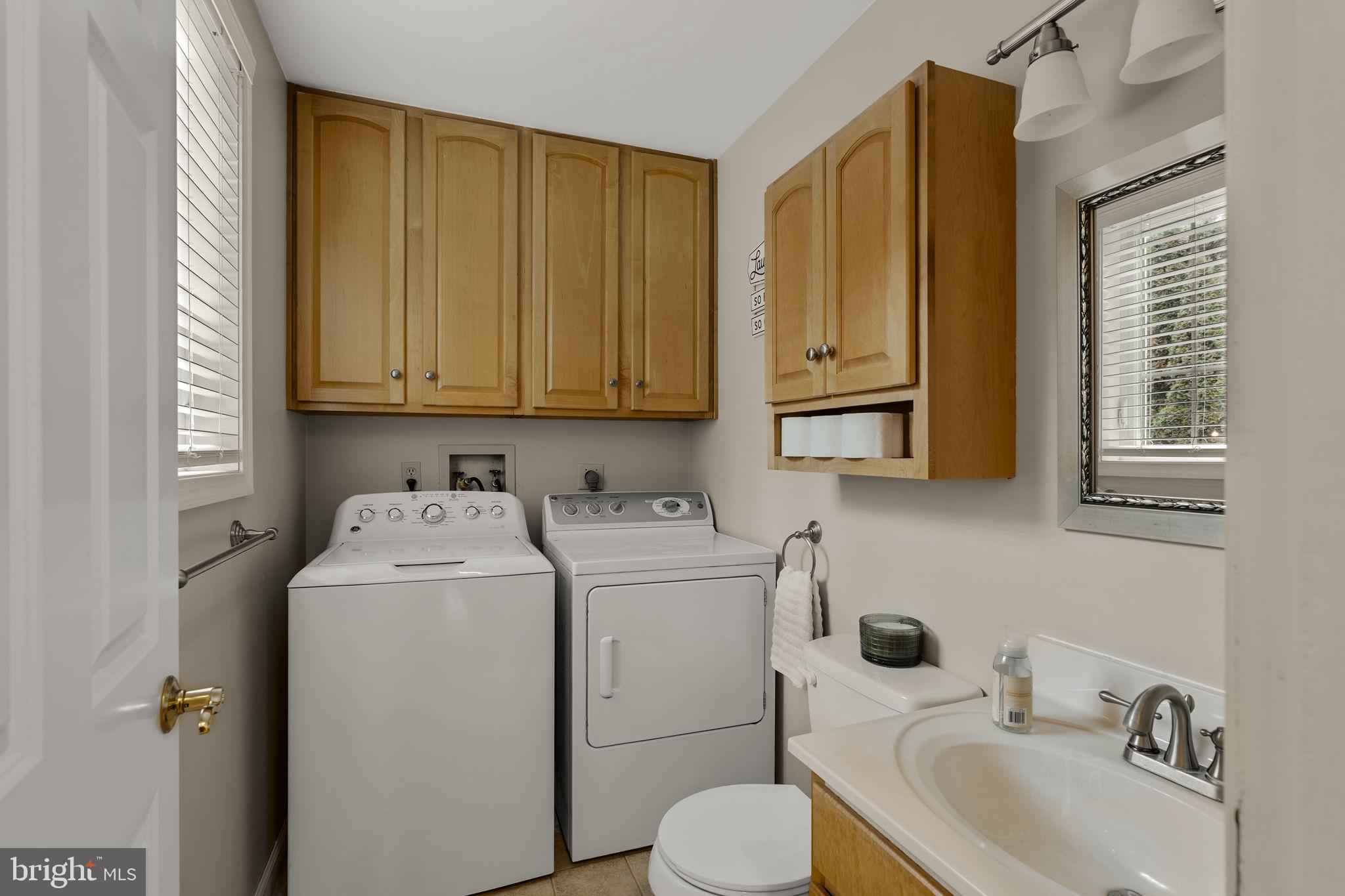 WEST EARL TWP - Residential