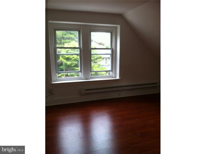 LANSDOWNE - Residential Income