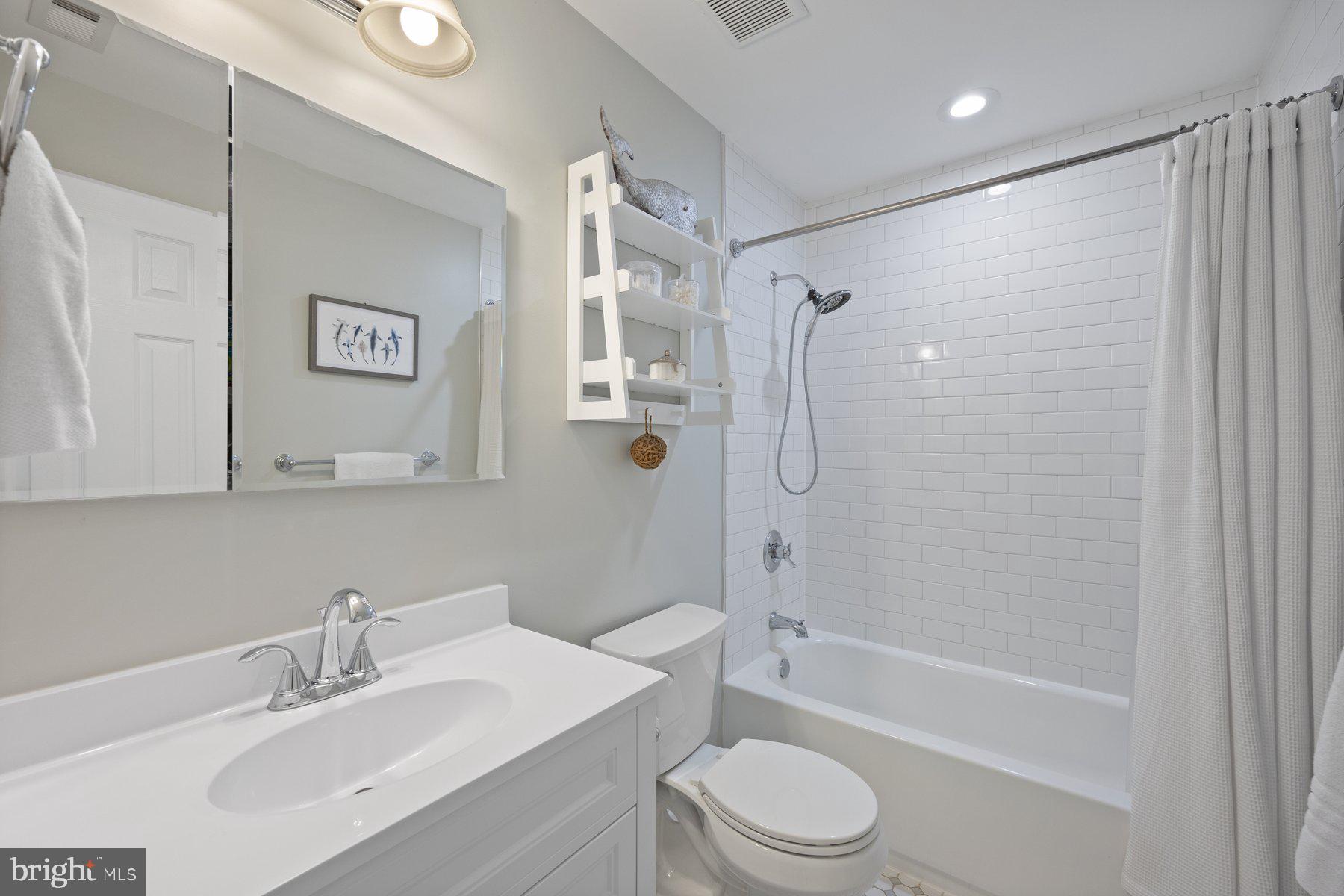 LAKELAND REVISED - Residential