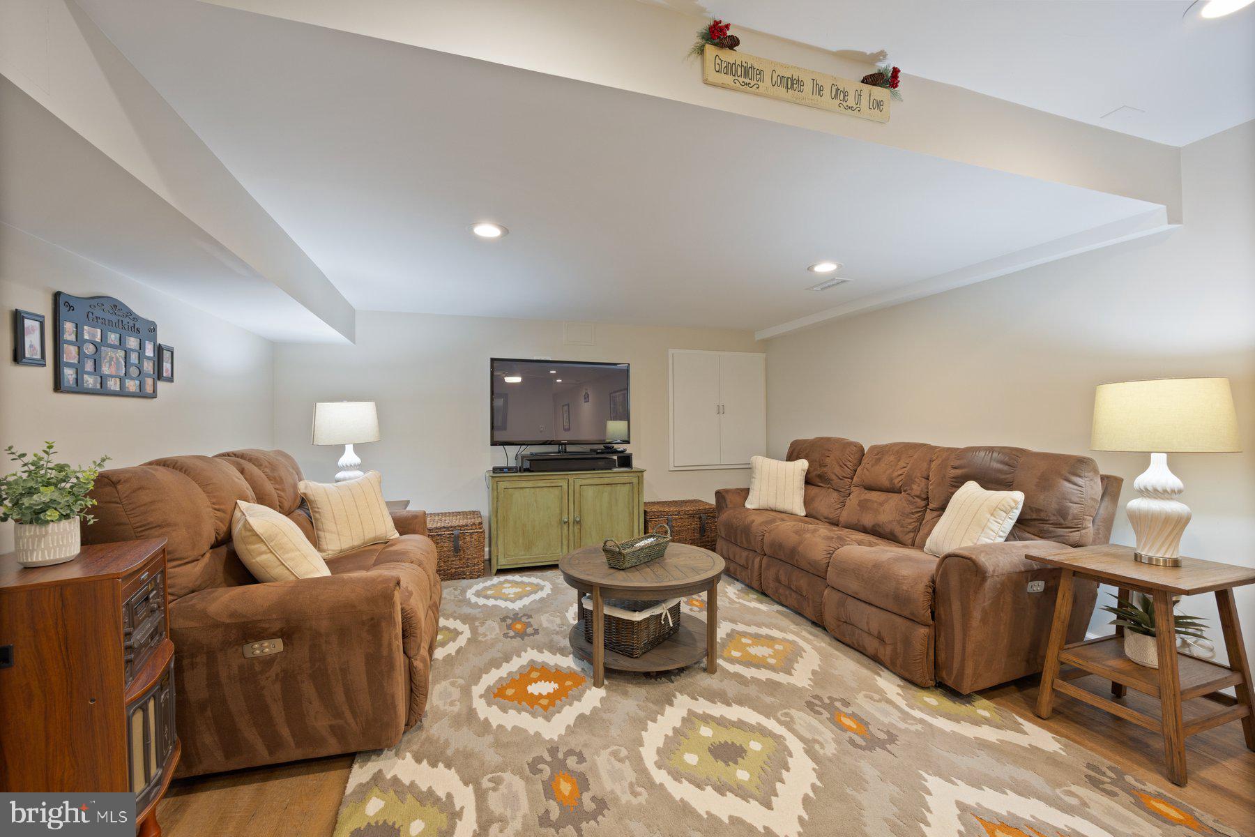 LAKELAND REVISED - Residential