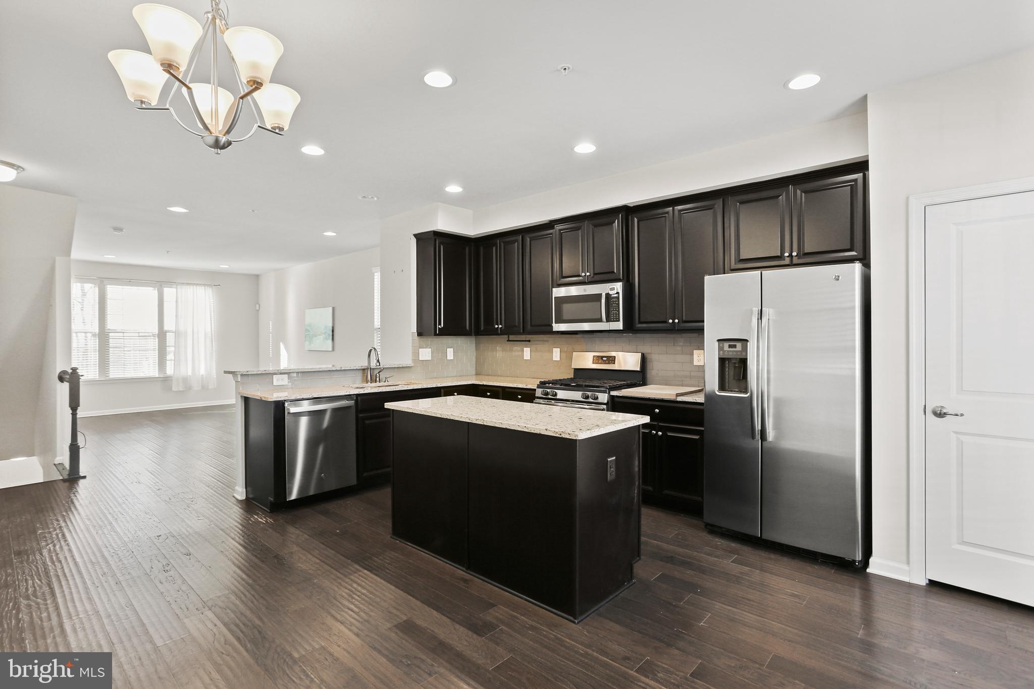 PARKSIDE - Residential Lease