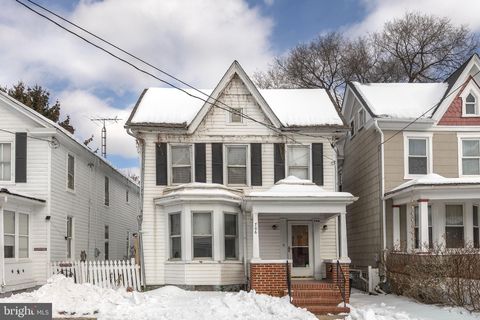 706 W KING STREET MARTINSBURG WV 25401