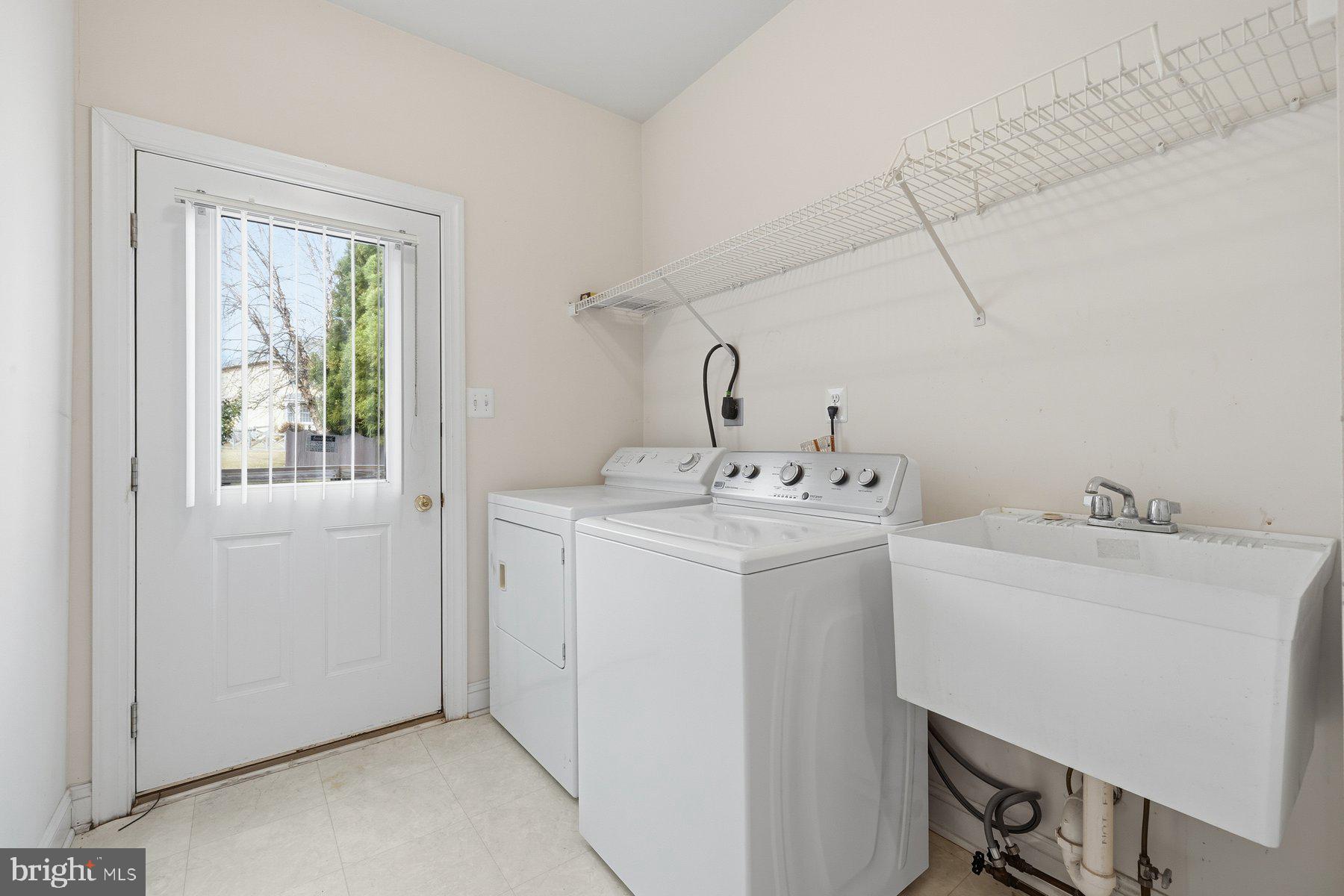 BROOKE MANOR ESTATES - Residential