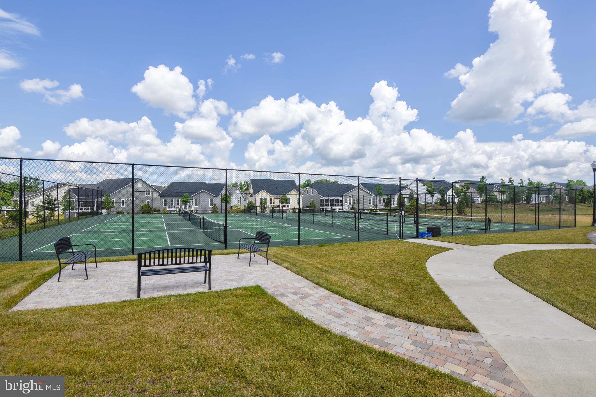 TWO RIVERS - Residential