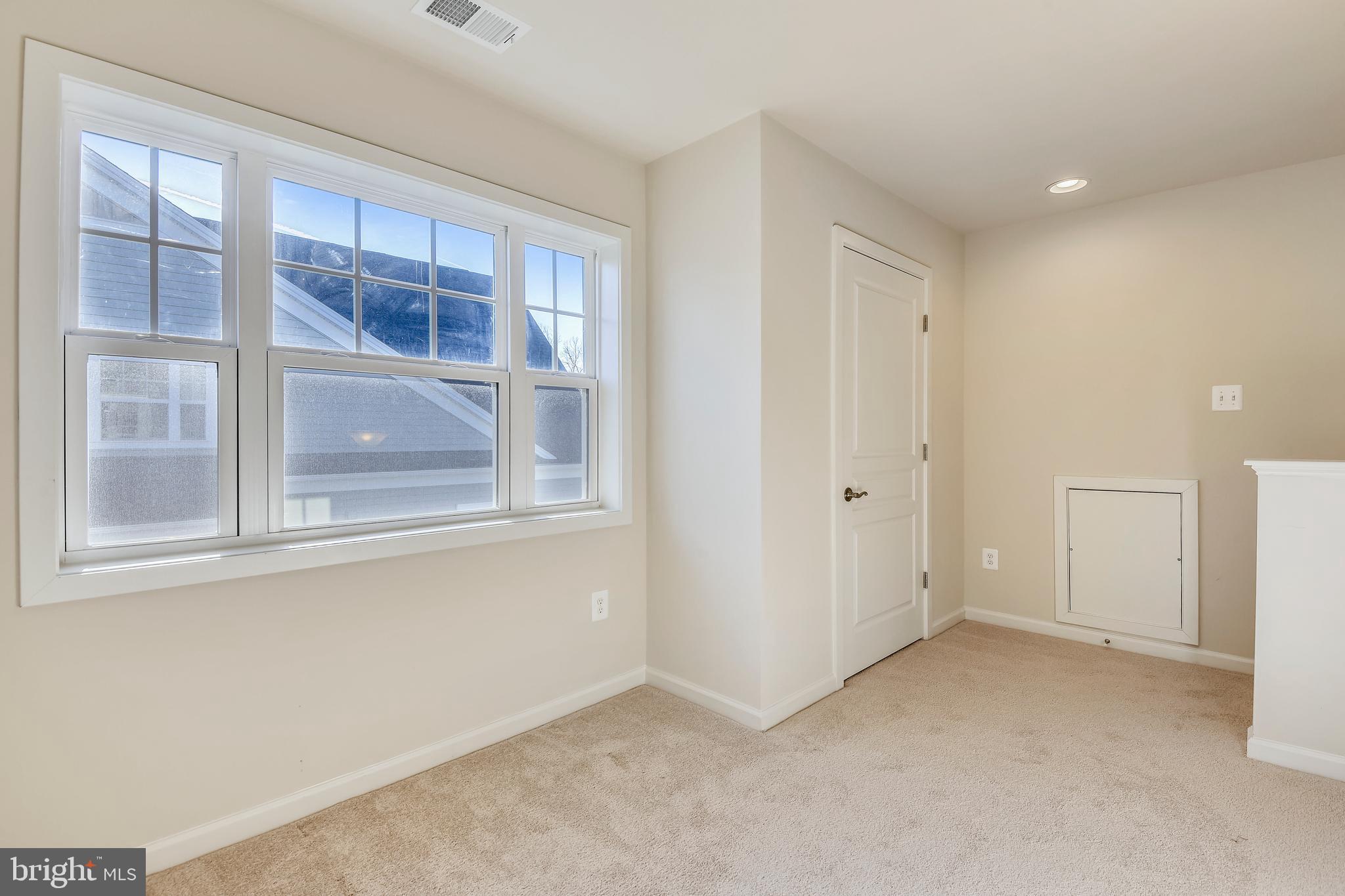 TWO RIVERS - Residential