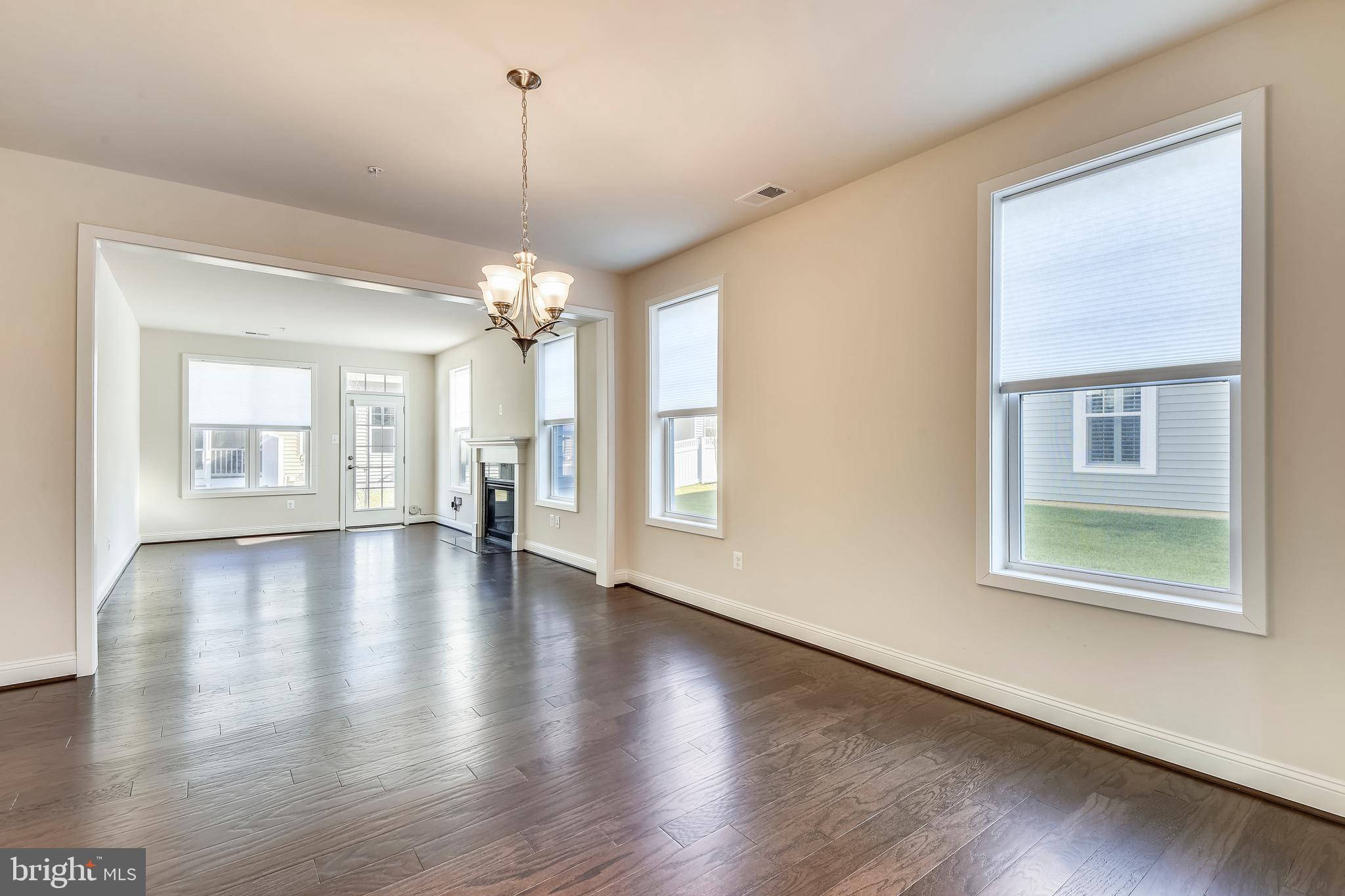 TWO RIVERS - Residential