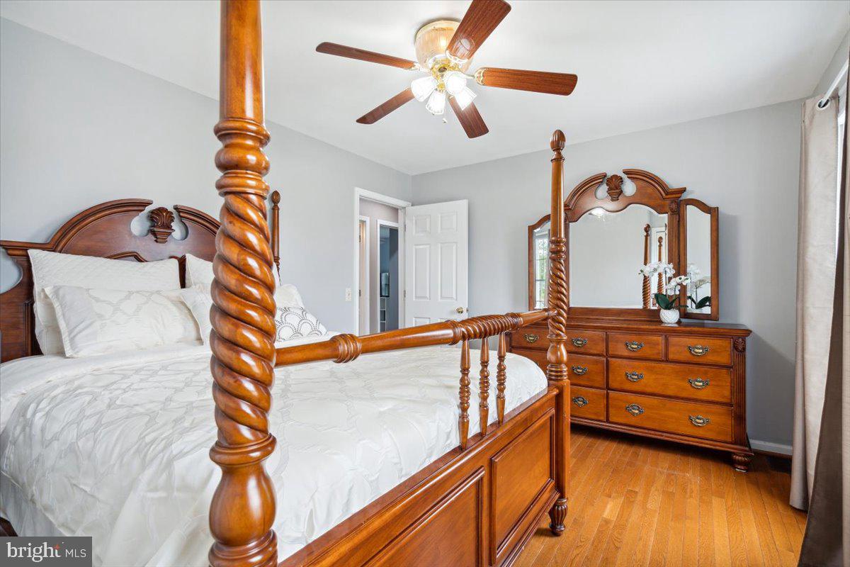 MONARCH RIDGE - Residential