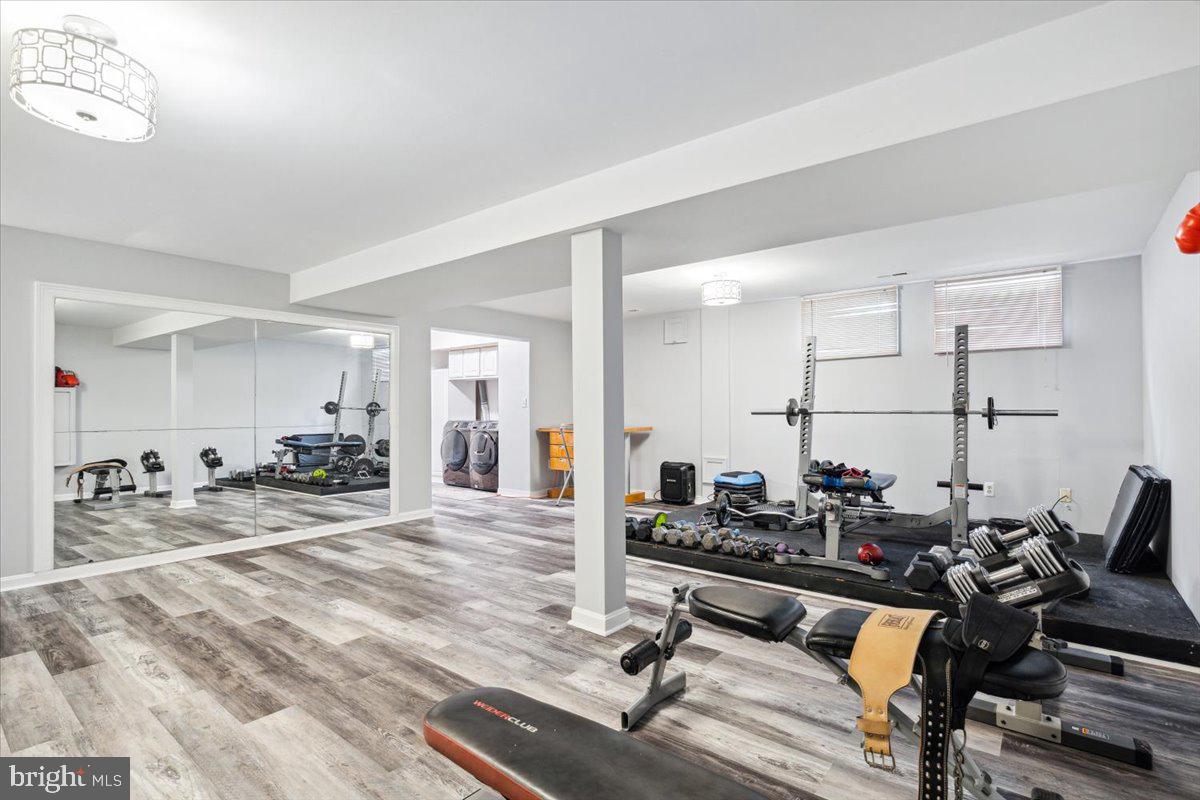 MONARCH RIDGE - Residential