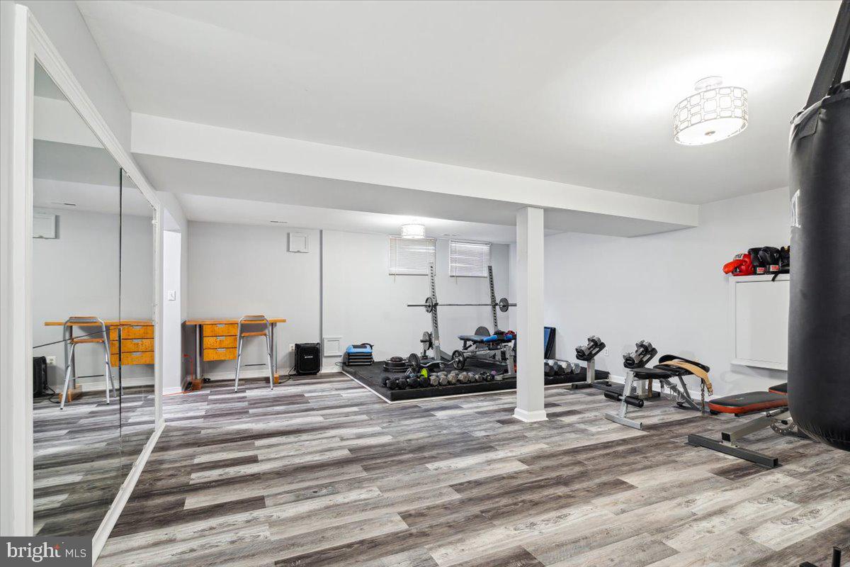 MONARCH RIDGE - Residential