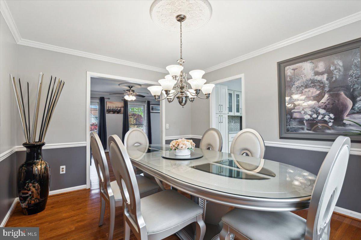 MONARCH RIDGE - Residential