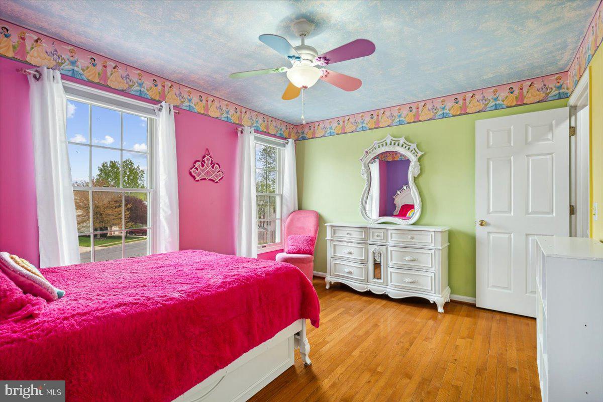 MONARCH RIDGE - Residential